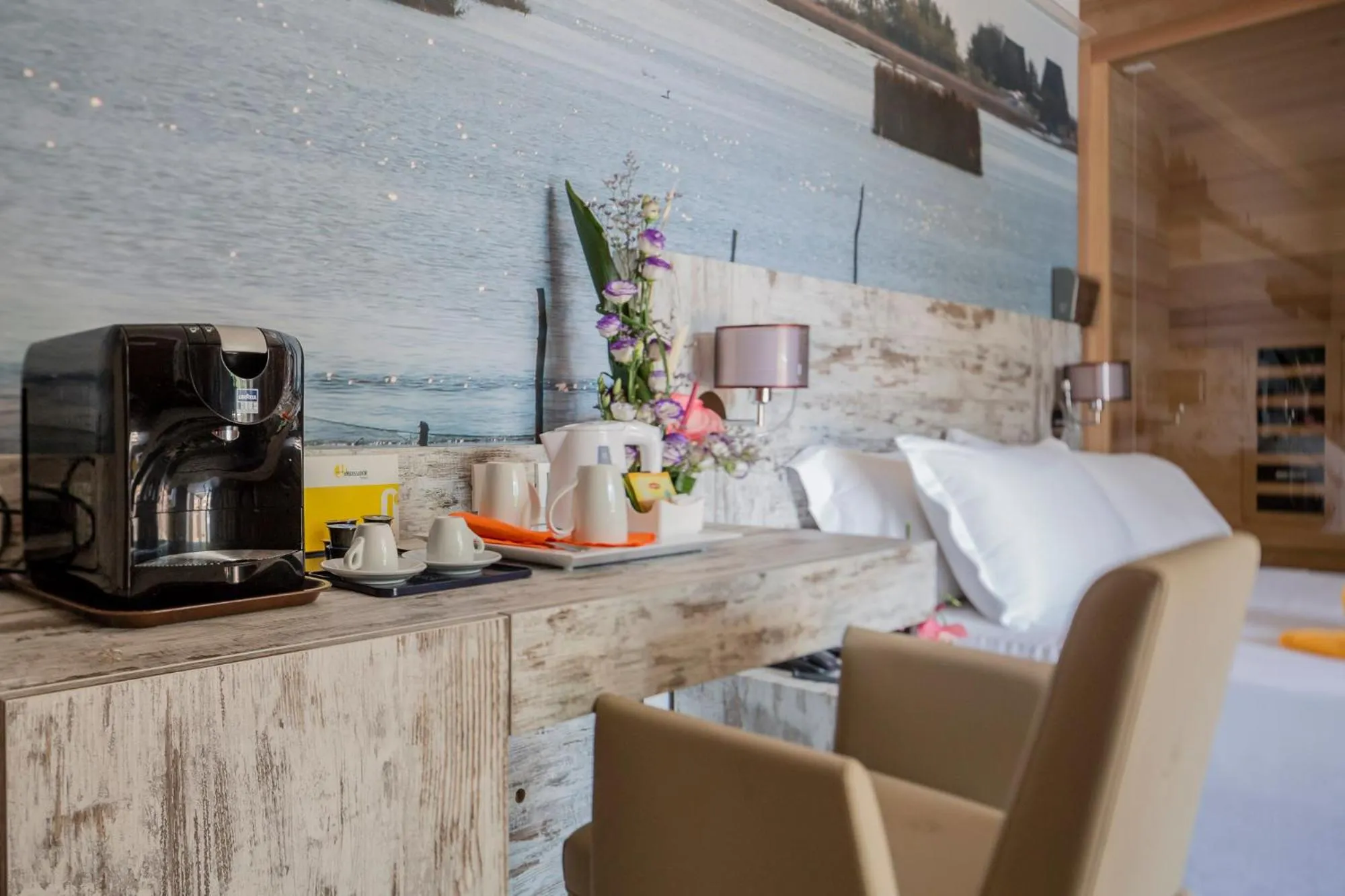 Coffee/tea facilities in Hotel Ambassador