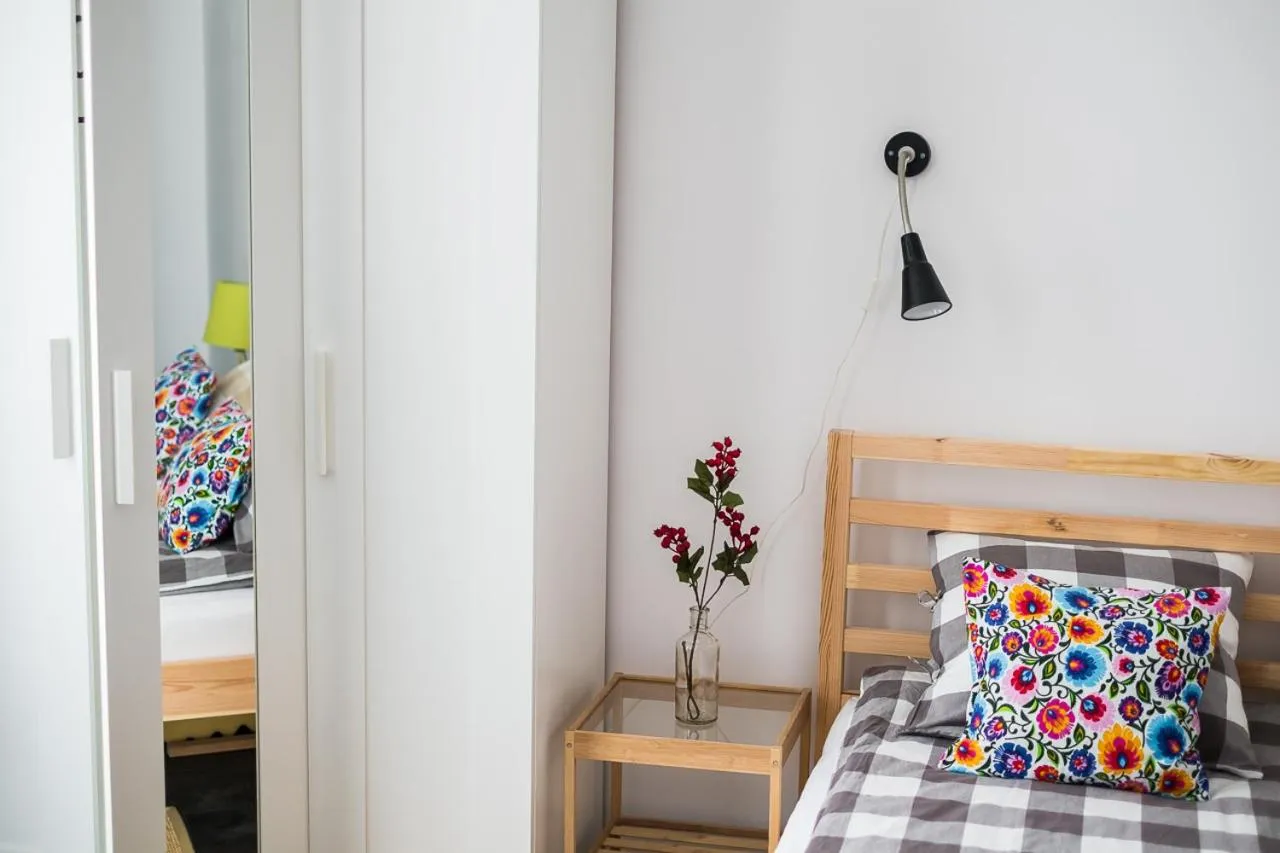 Bed in HOSTEL "likeHOME"