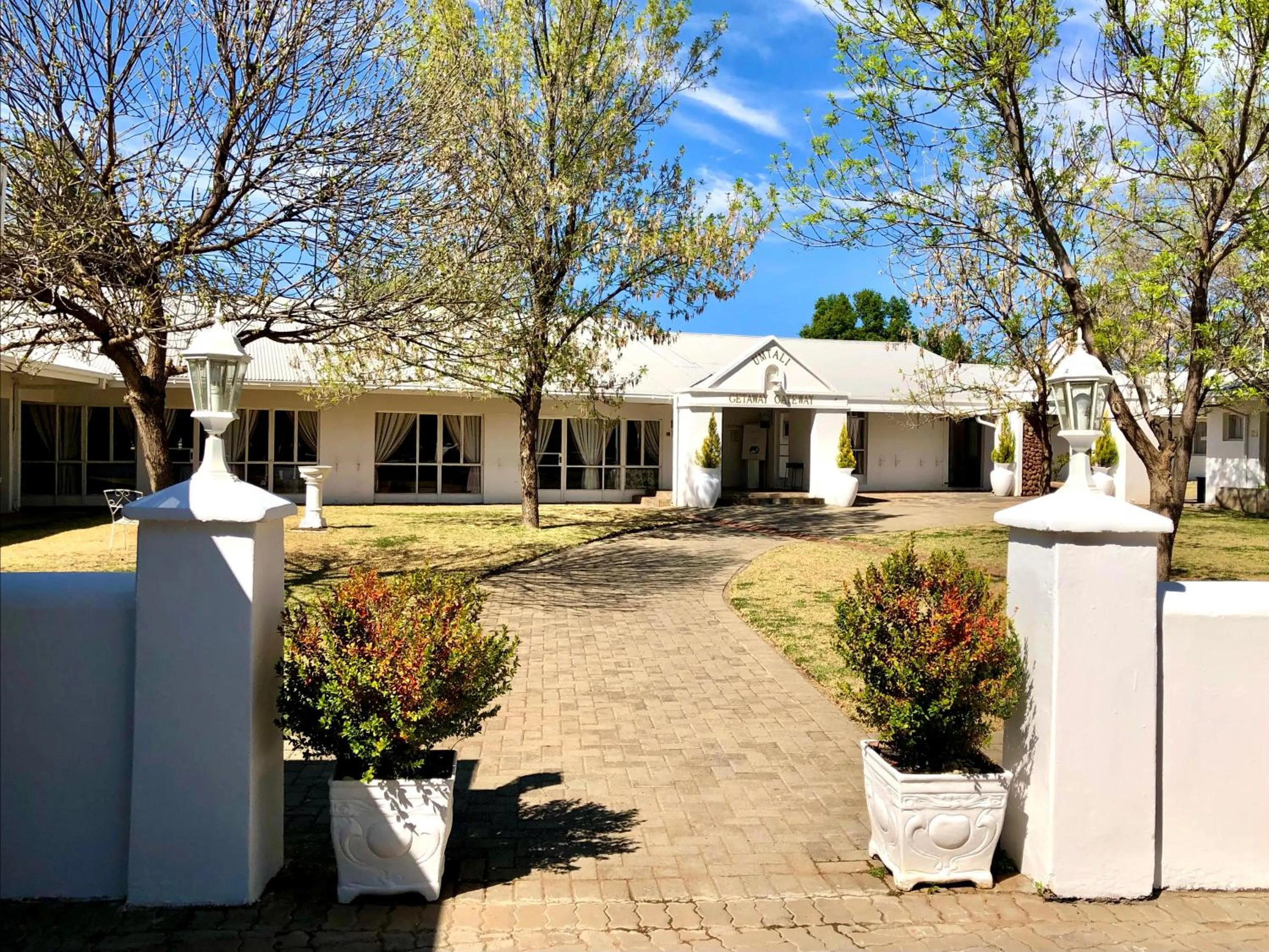 Facade/entrance in Umtali Country Inn