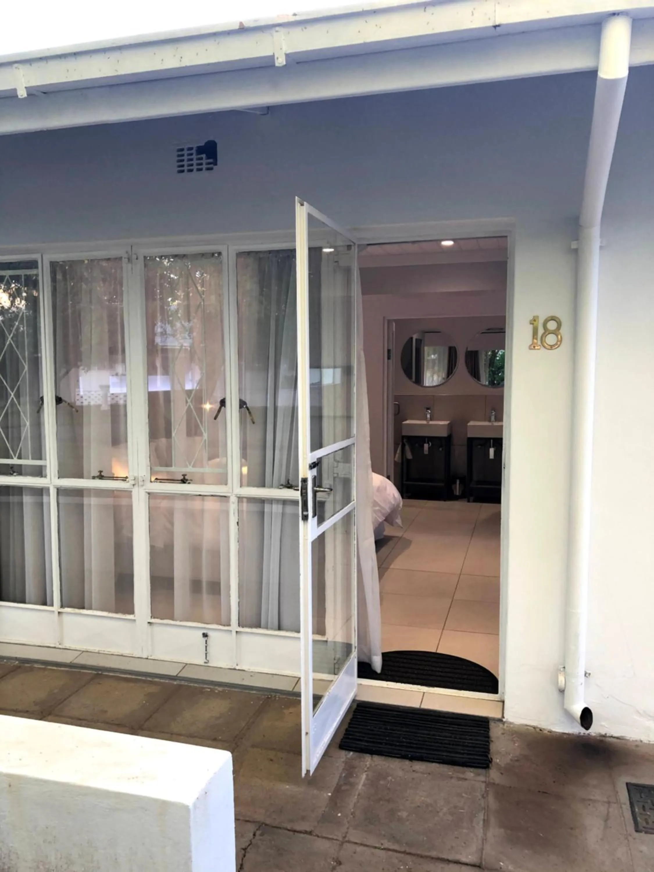 Other, Bed in Umtali Country Inn