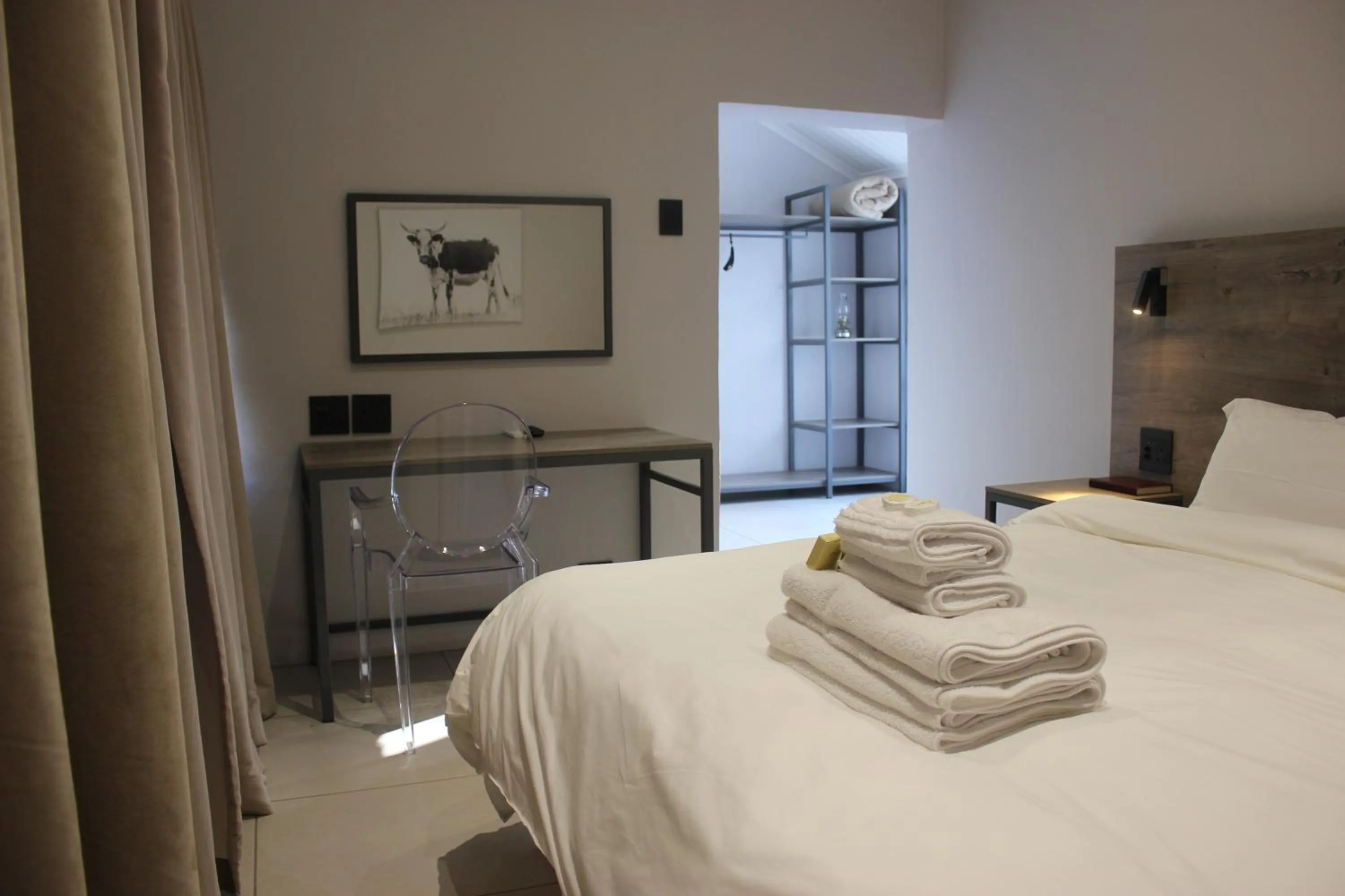 Bedroom, Bed in Umtali Country Inn