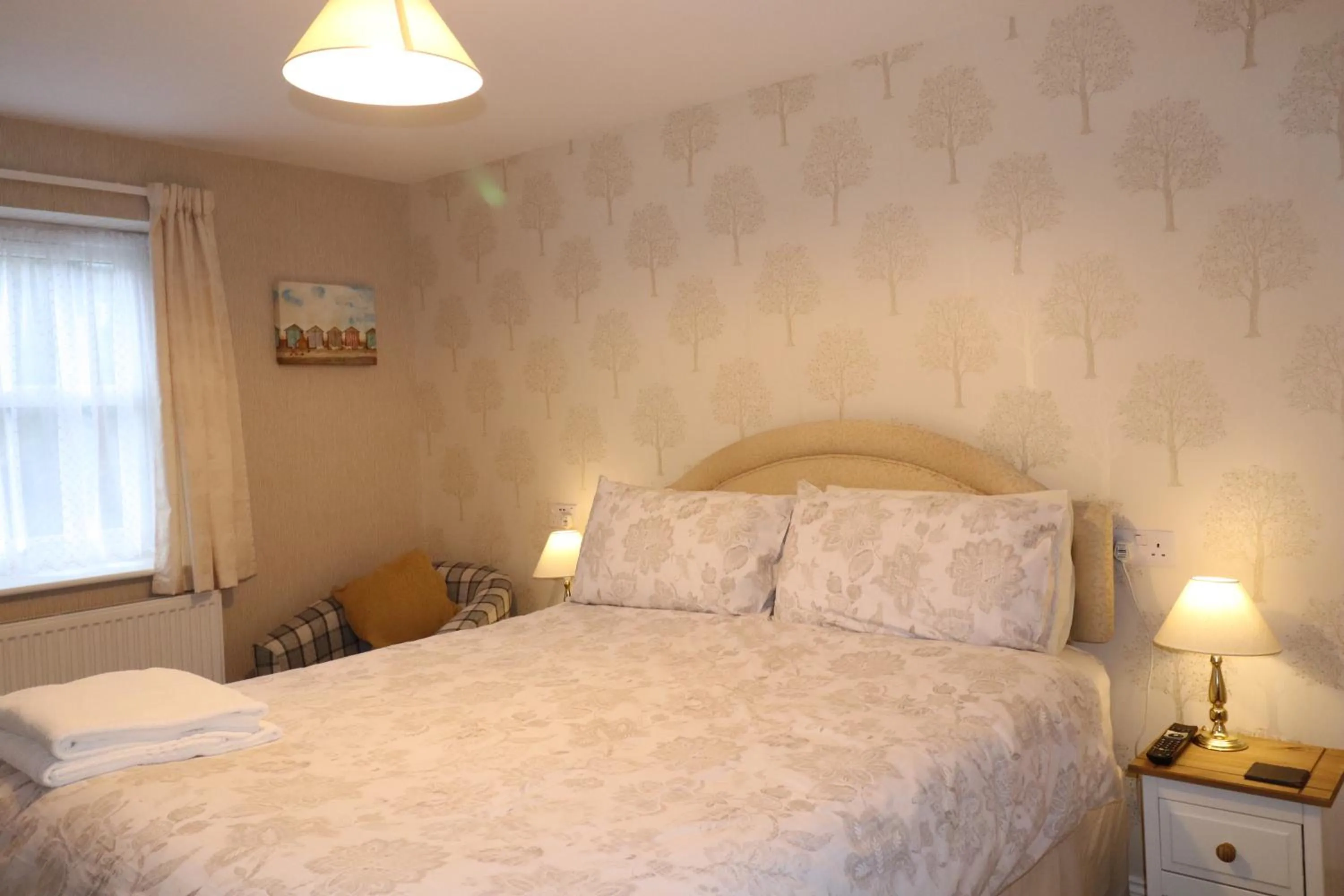 Bed in The Raincliffe Hotel