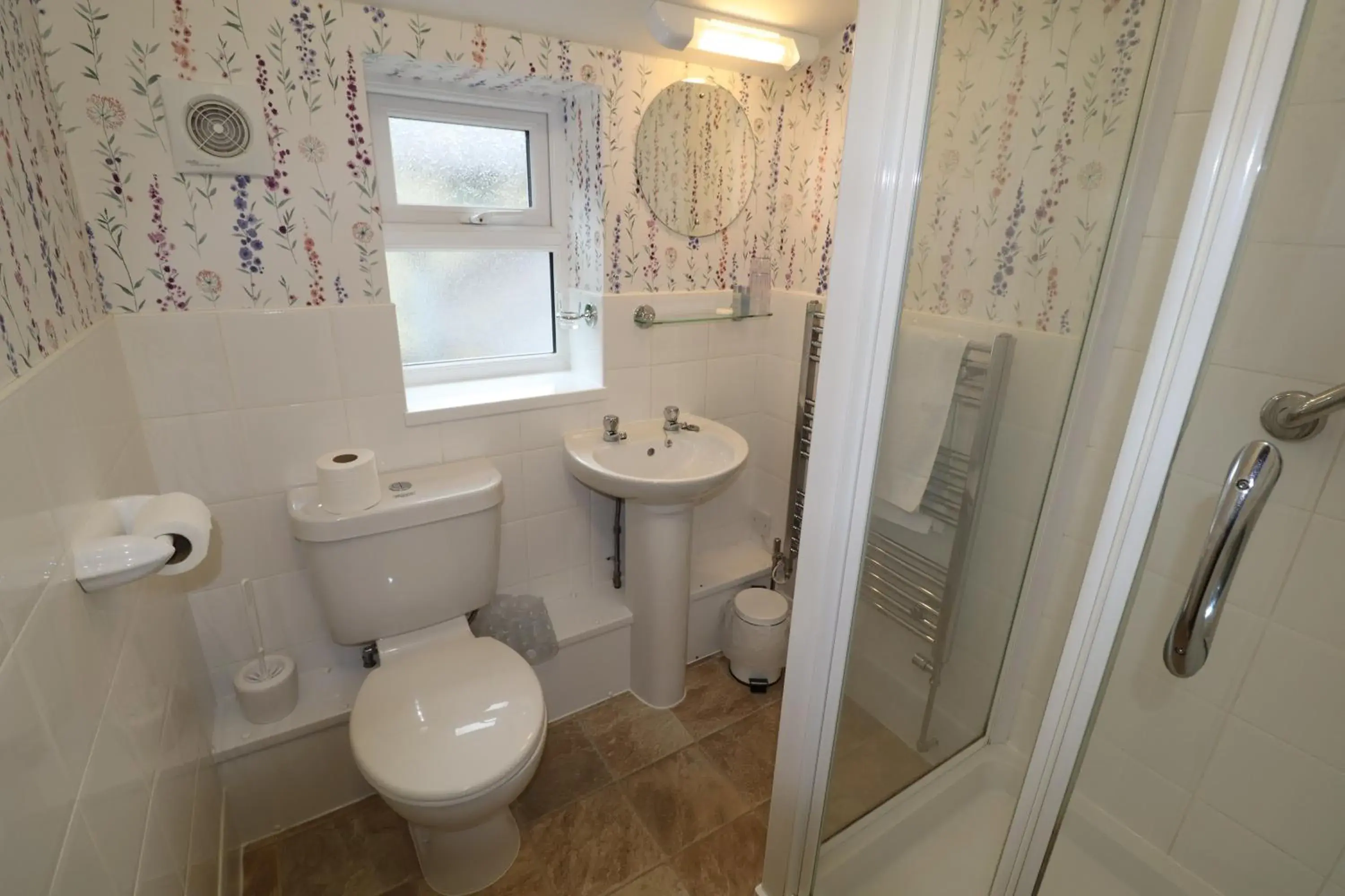 Superior Double Room in The Raincliffe Hotel Superior Double Room in The Raincliffe Hotel