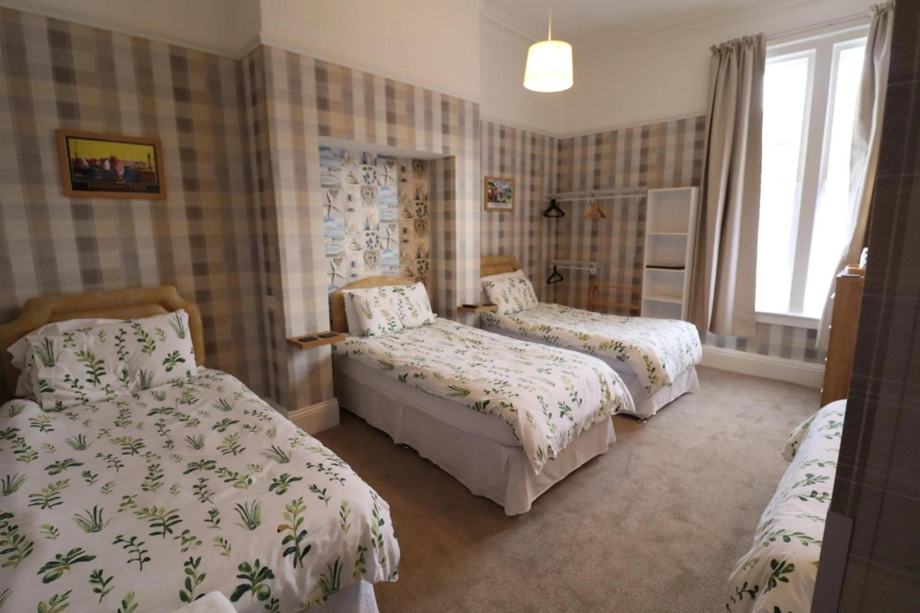 Bed in The Raincliffe Hotel