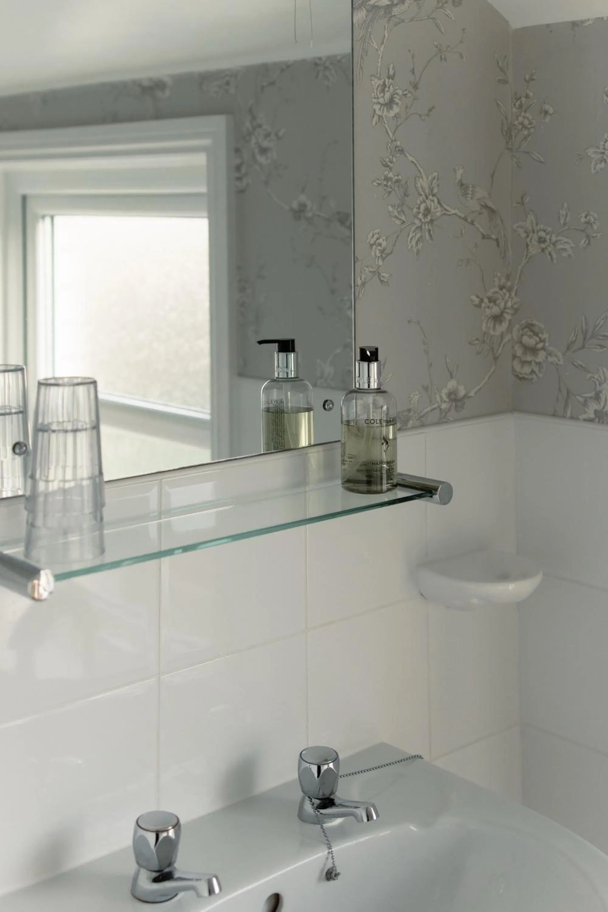 Bathroom in The Raincliffe Hotel