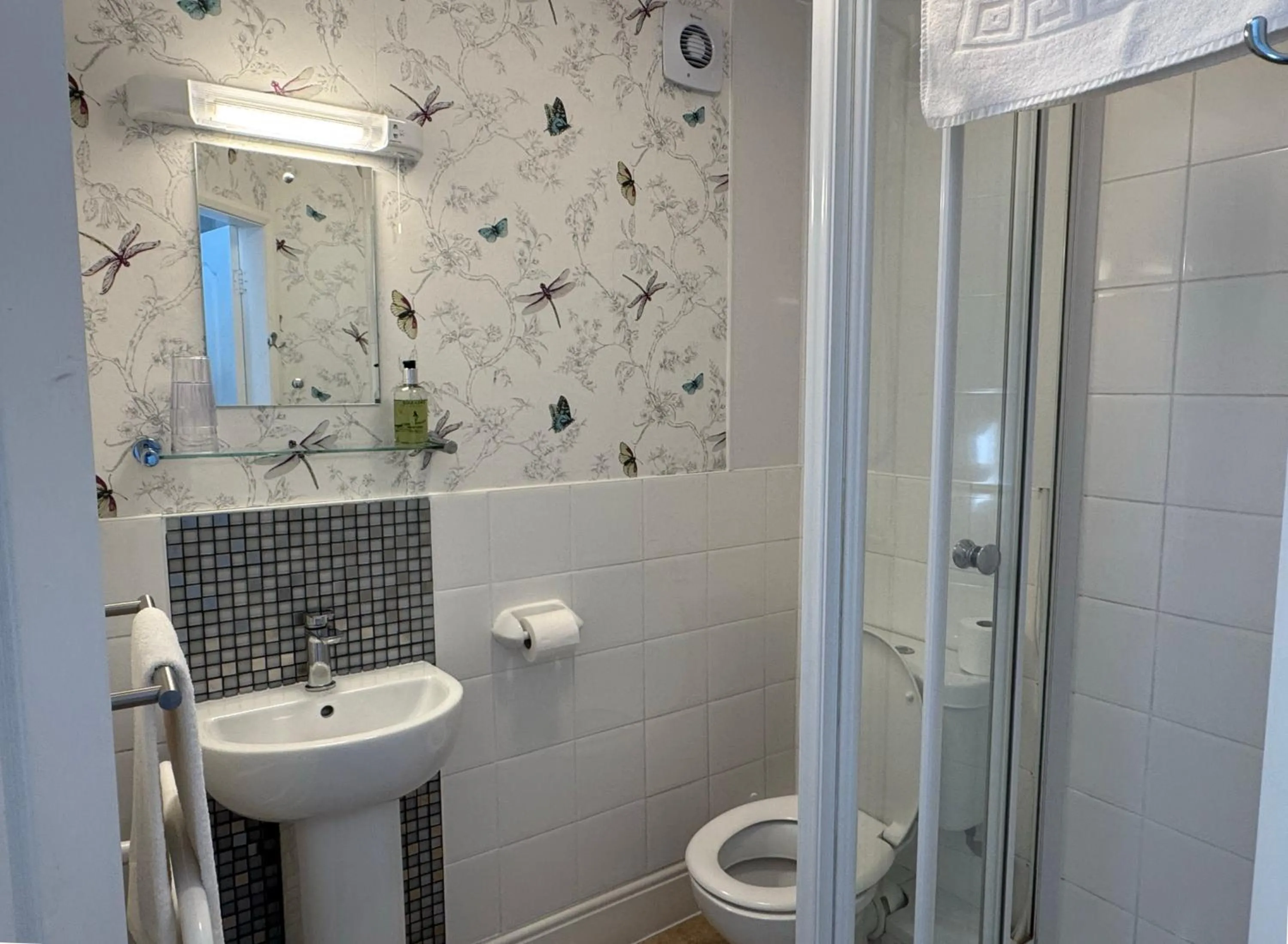 Bathroom in The Raincliffe Hotel