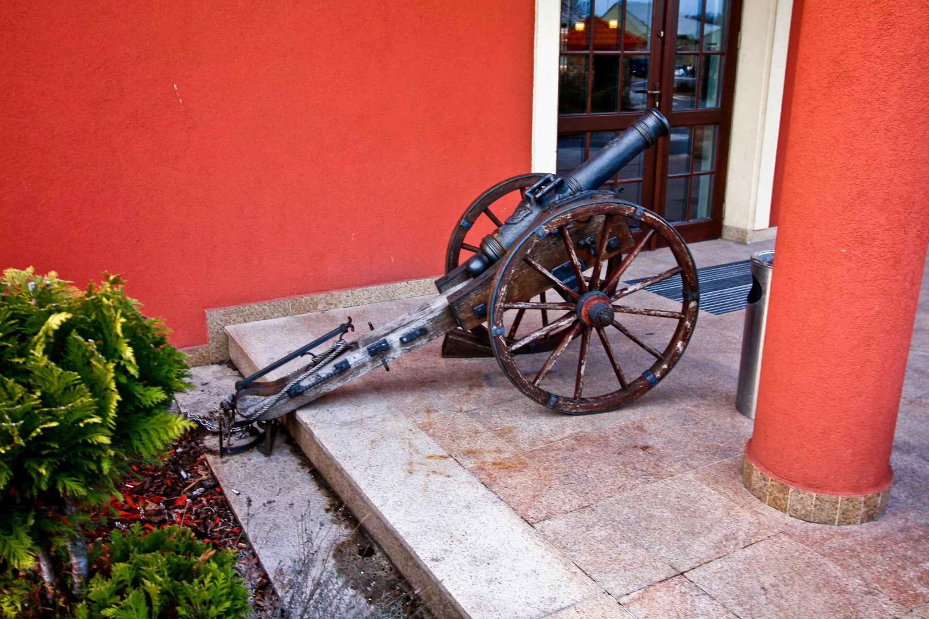 Decorative detail in Hotel Milord