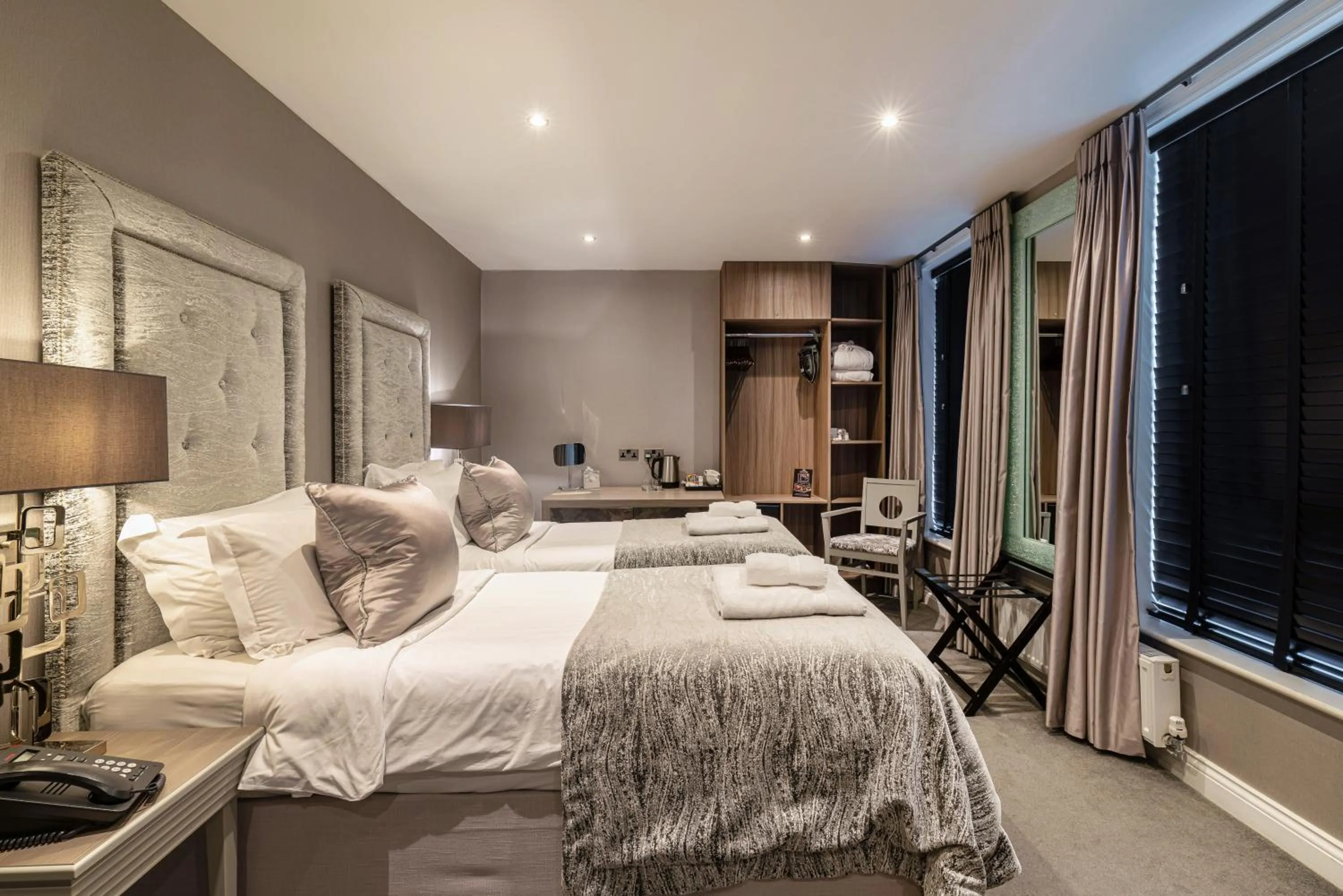 Photo of the whole room, Bed in The Bold Hotel; BW Signature Collection