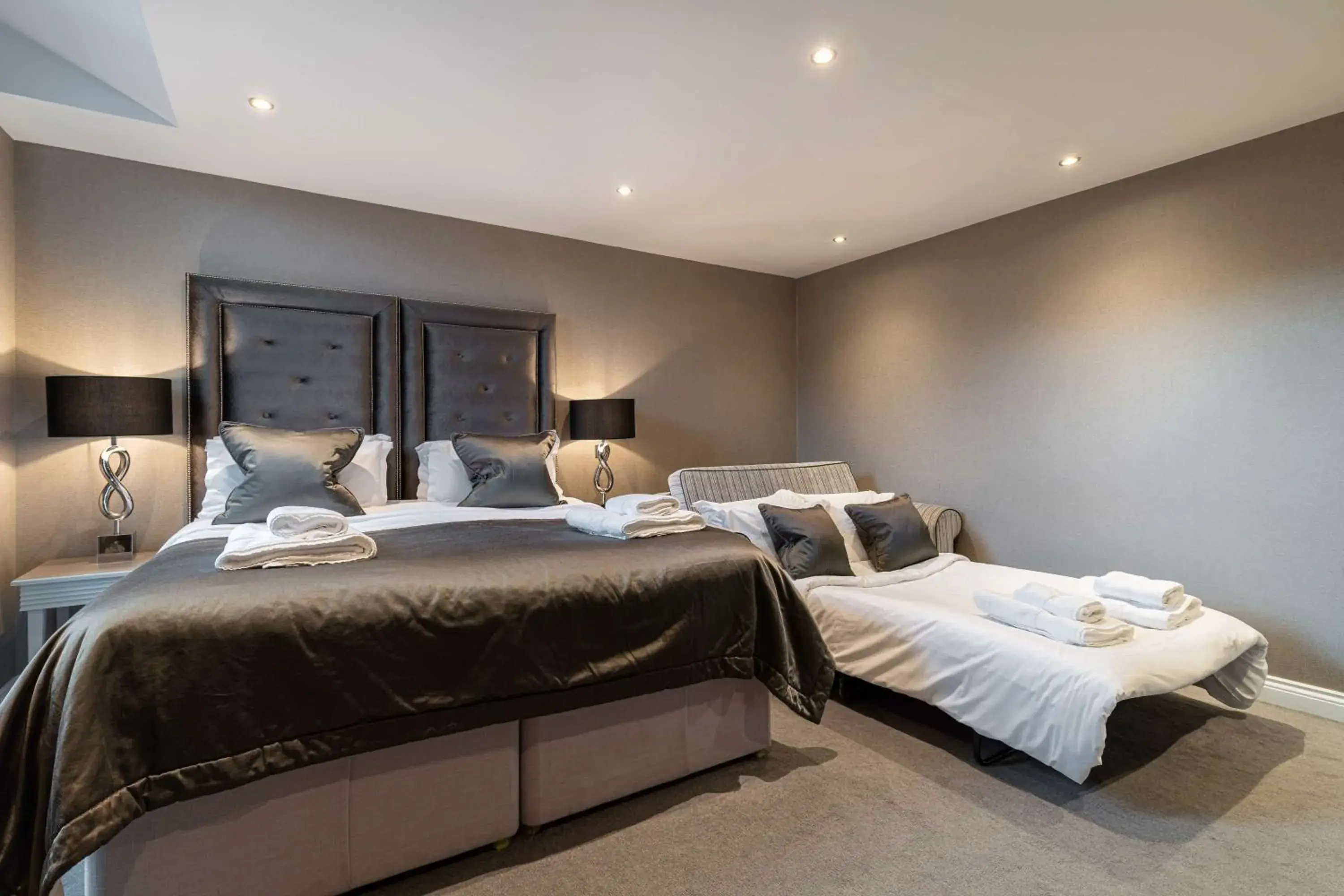 Photo of the whole room, Bed in The Bold Hotel; BW Signature Collection Photo of the whole room, Bed in The Bold Hotel; BW Signature Collection