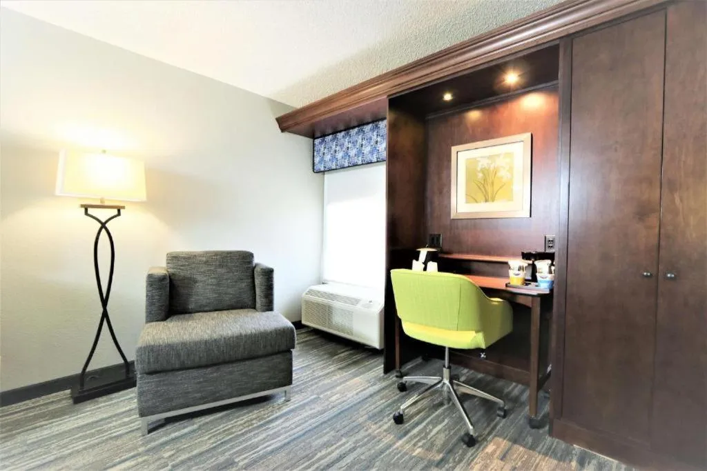 Hampton Inn Atlanta-Cumberland Mall/Cobb Galleria Area