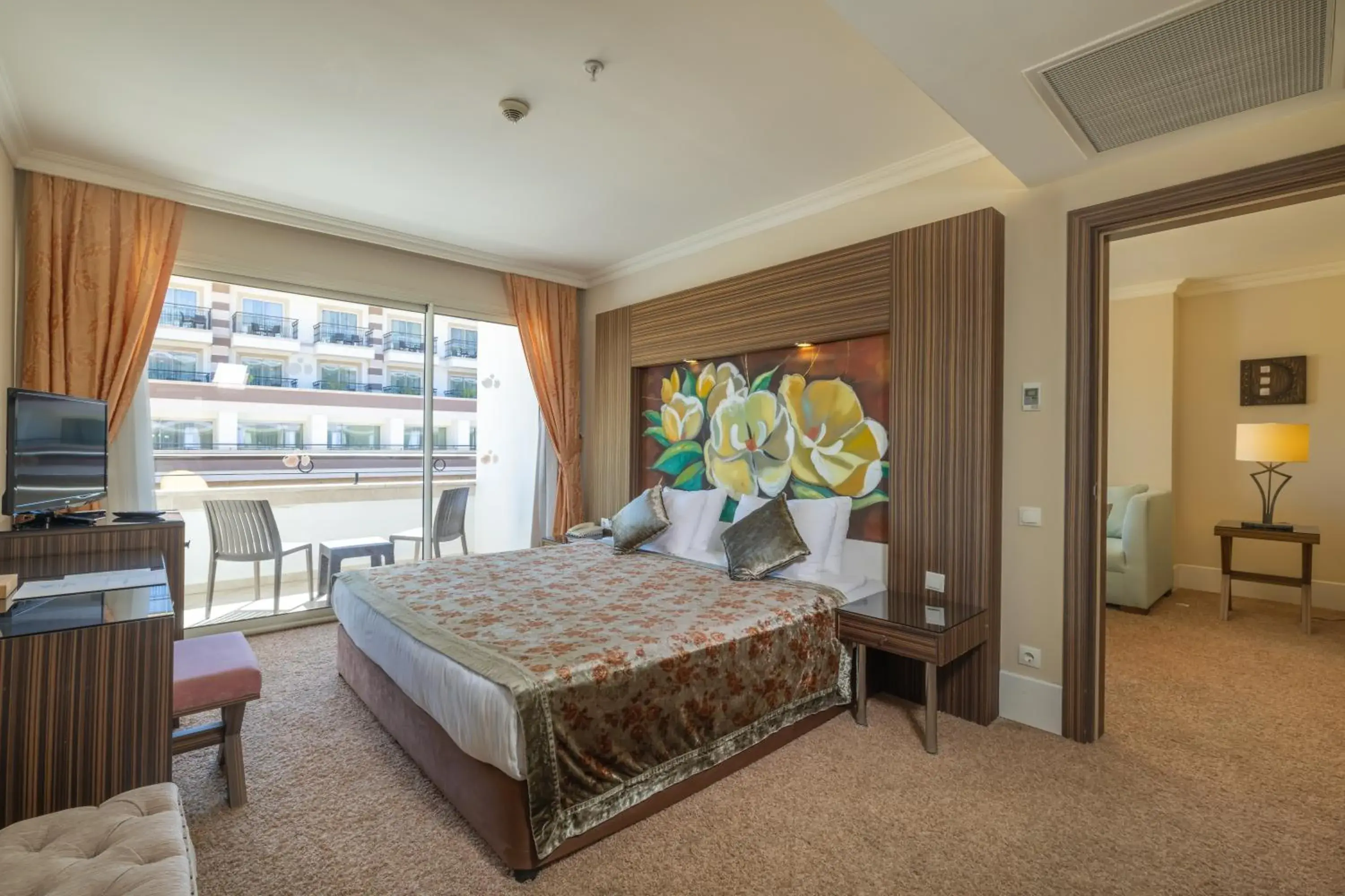 Property building, Bed in Crystal De Luxe Resort & Spa - All Inclusive Property building, Bed in Crystal De Luxe Resort & Spa - All Inclusive