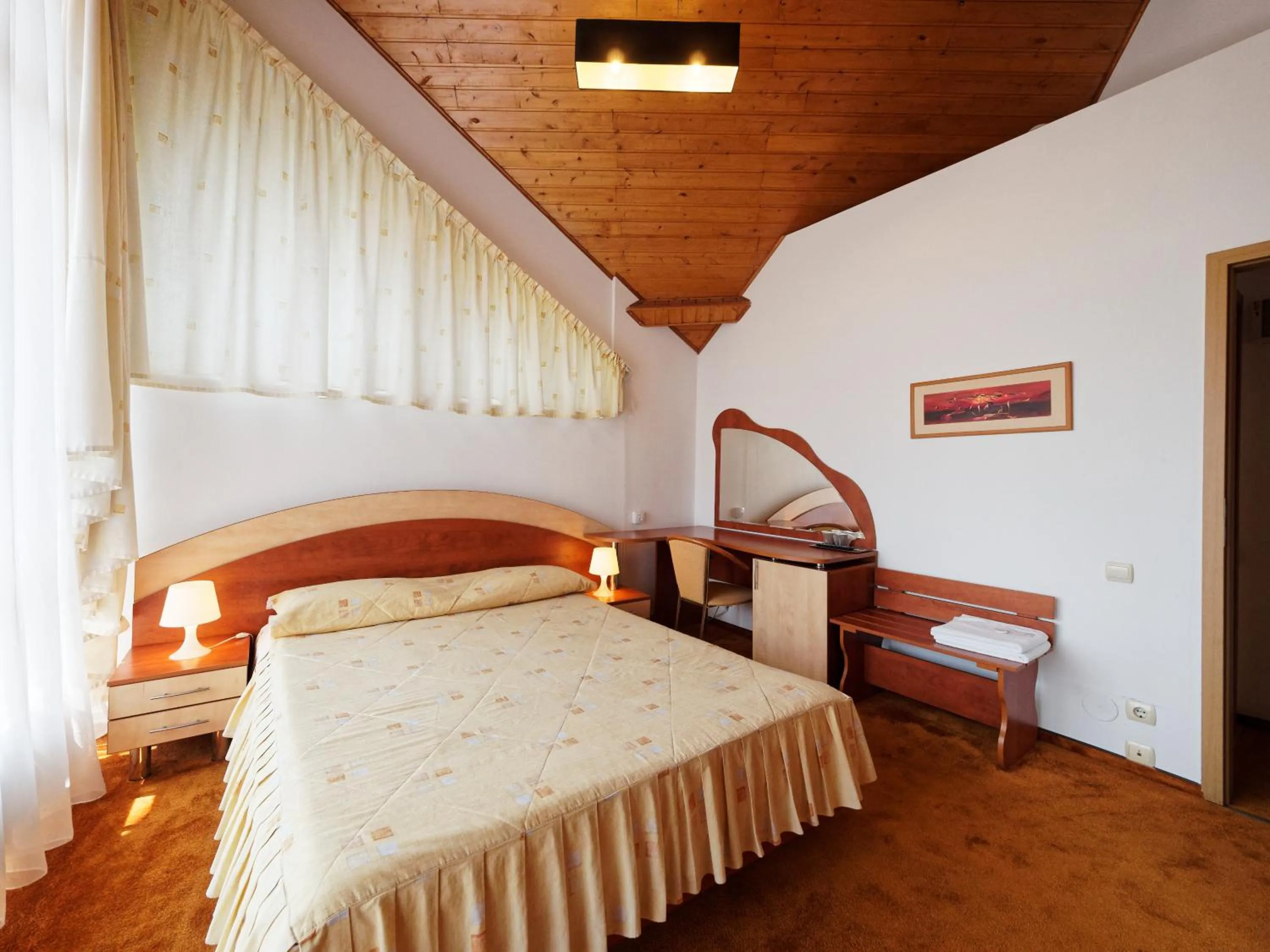 Photo of the whole room, Bed in Hotel Oasis