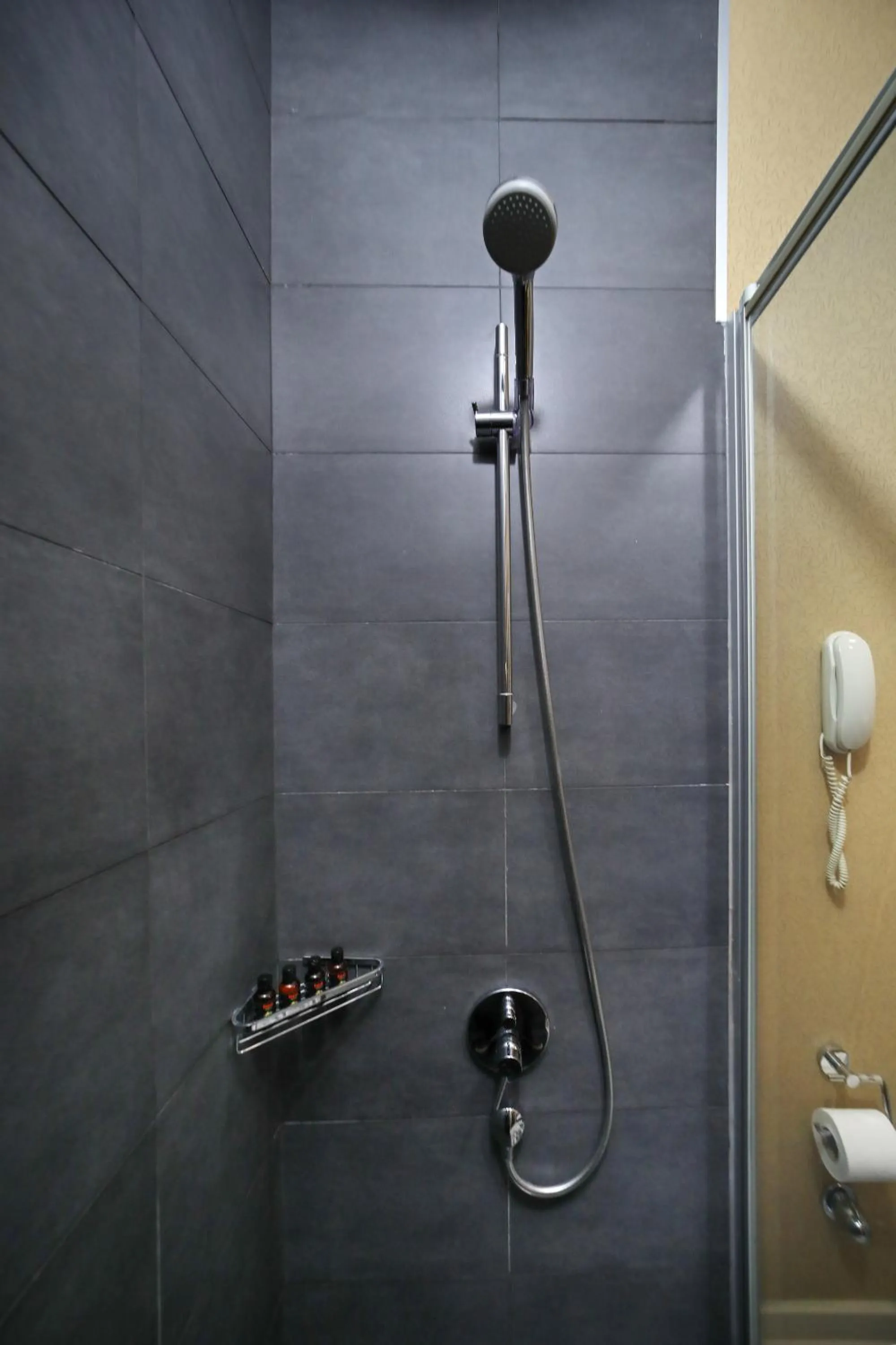 Shower in The Story Hotel Pera