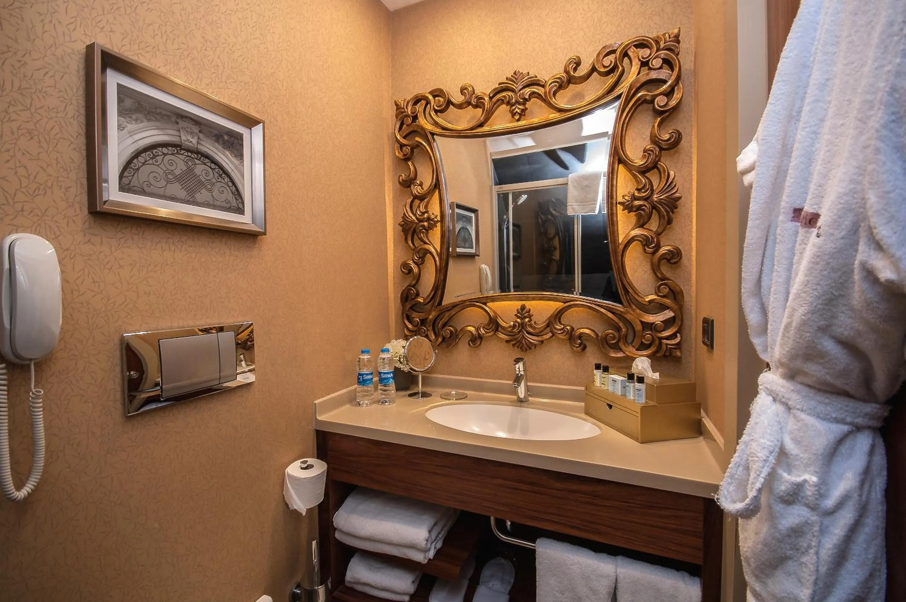 Toilet in The Story Hotel Pera