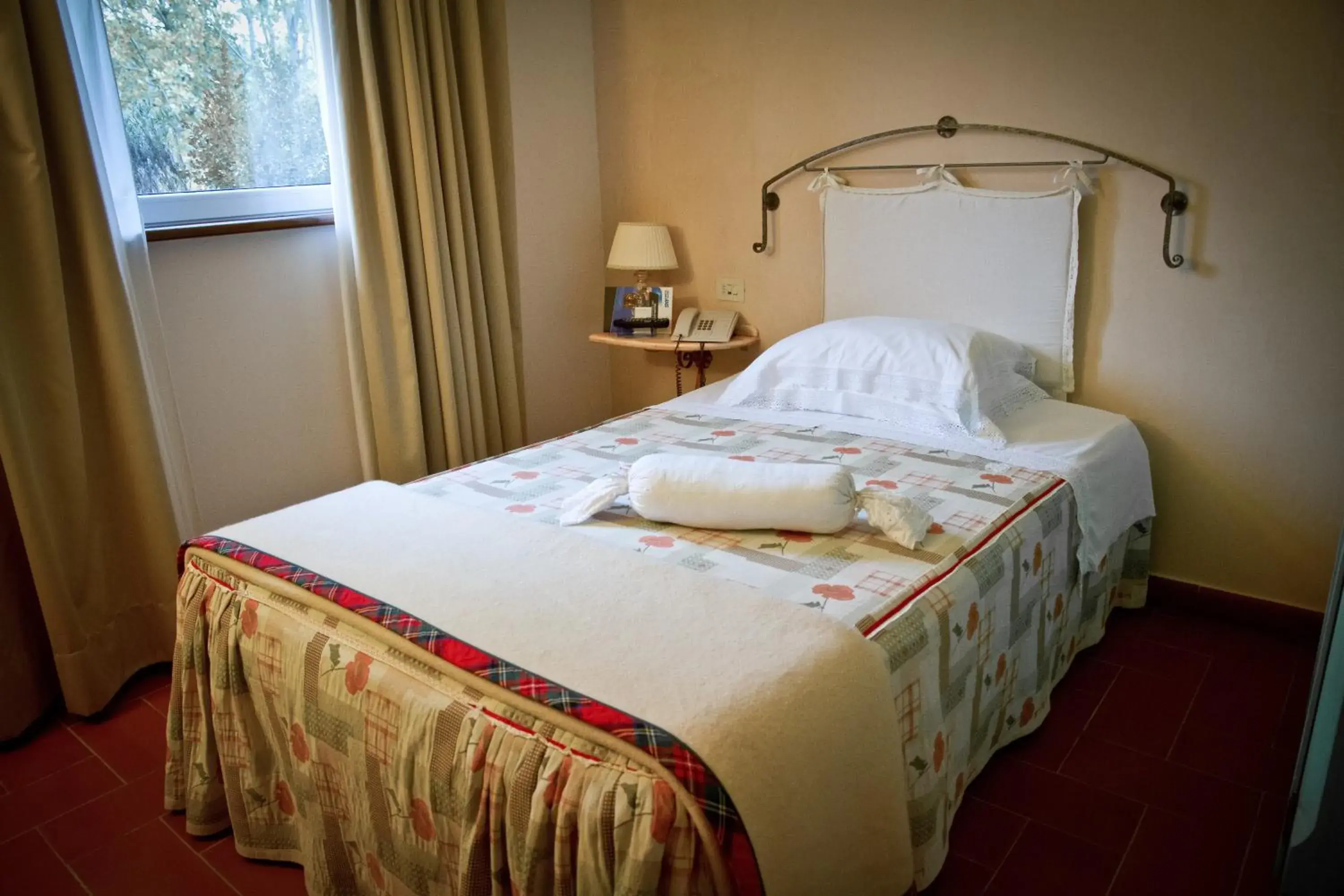 Bed in Albergo La Primula Bed in Albergo La Primula