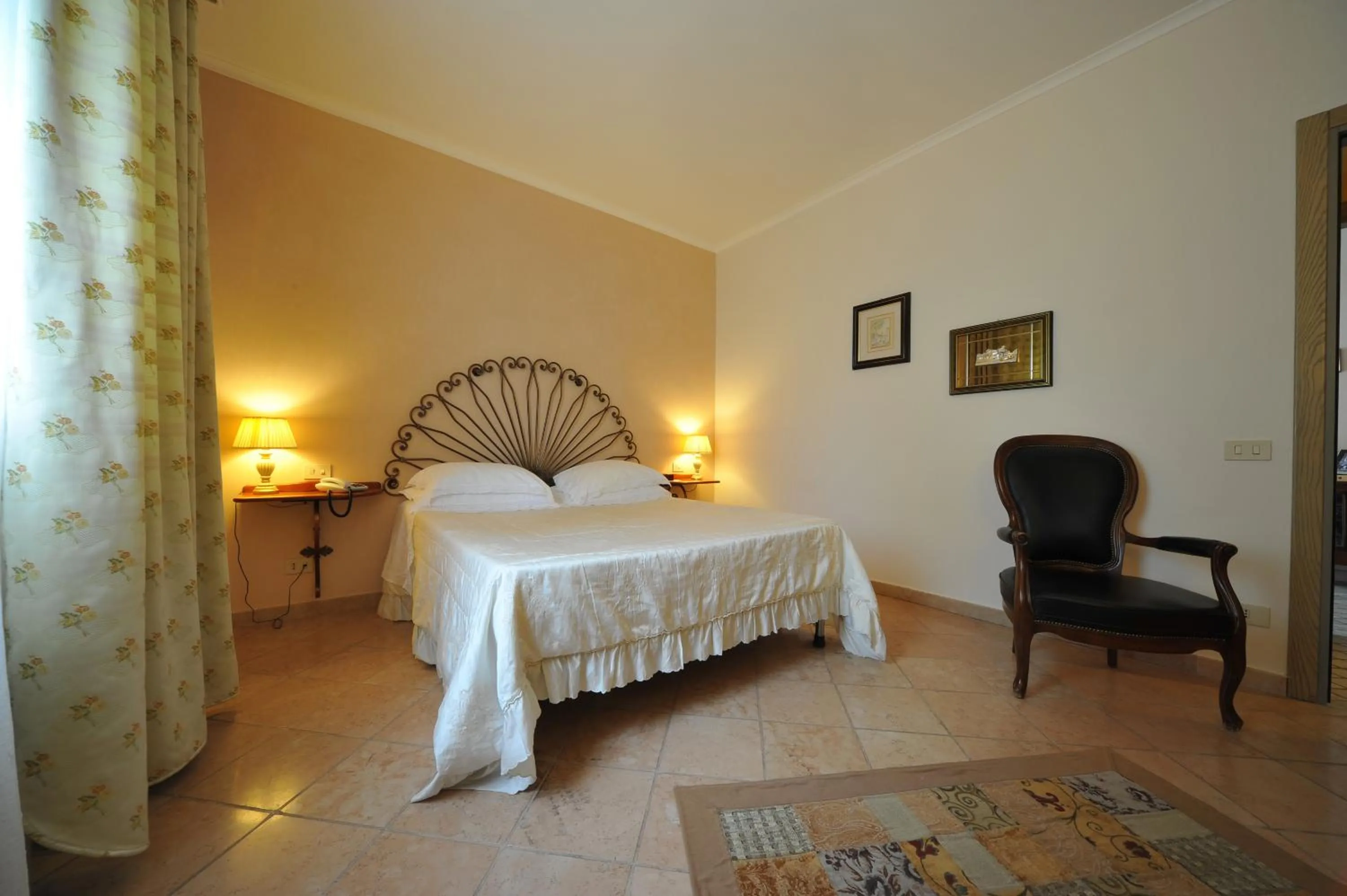 Photo of the whole room, Bed in Albergo La Primula