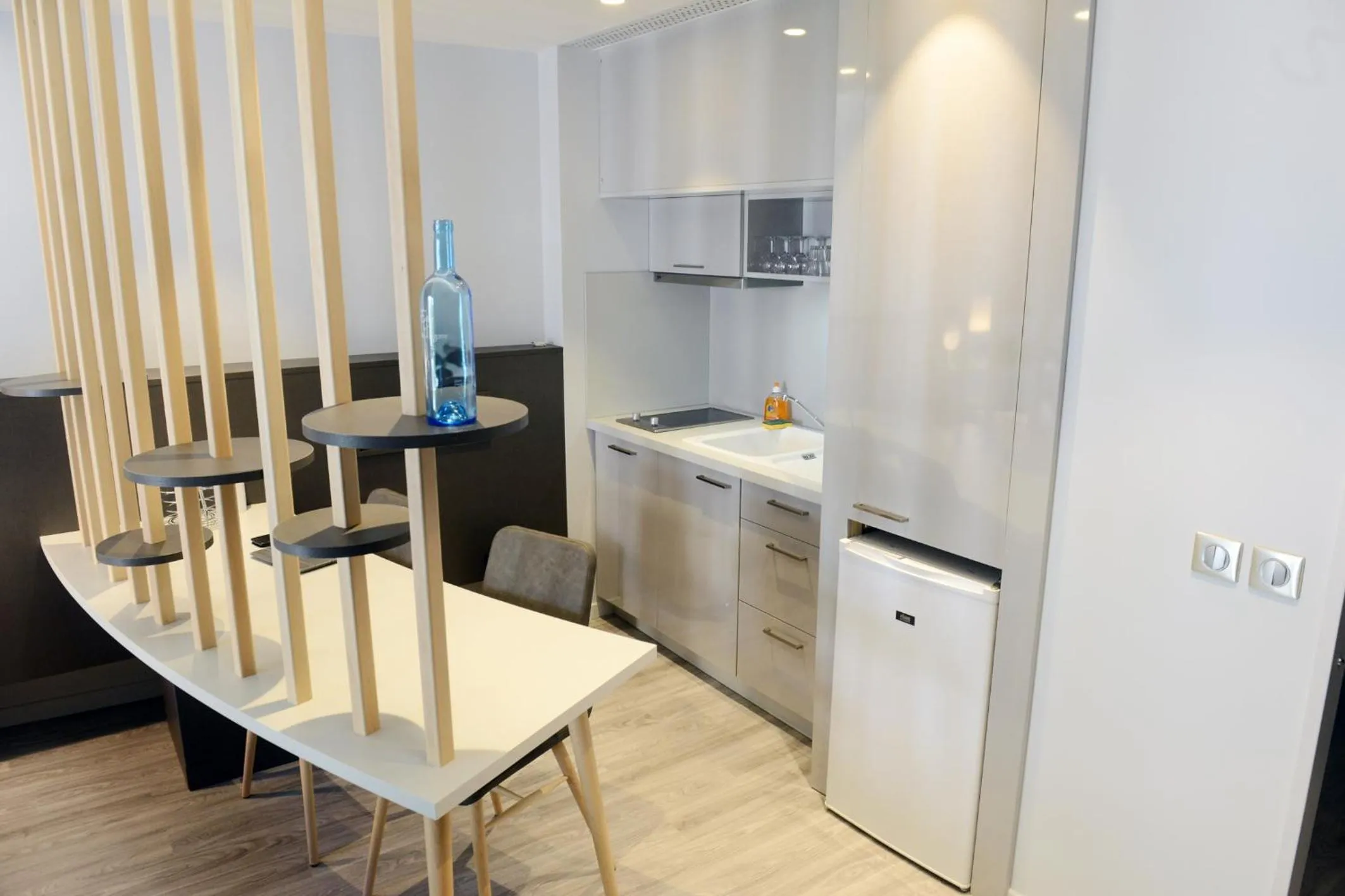 Kitchen or kitchenette in La Résidence des Thermes