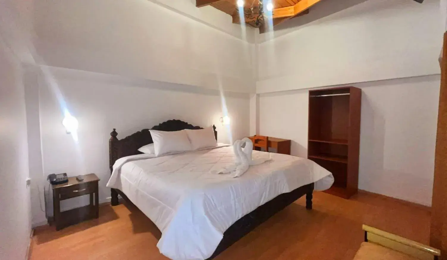 Photo of the whole room, Bed in SAN BLAS PLAZA INn Photo of the whole room, Bed in SAN BLAS PLAZA INn