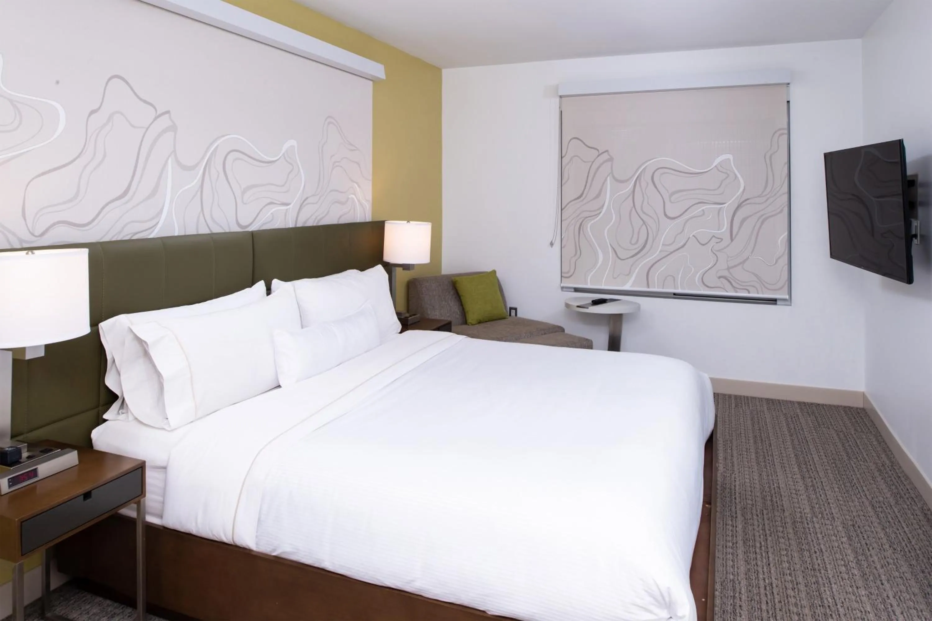 Bedroom, Bed in Element Lexington