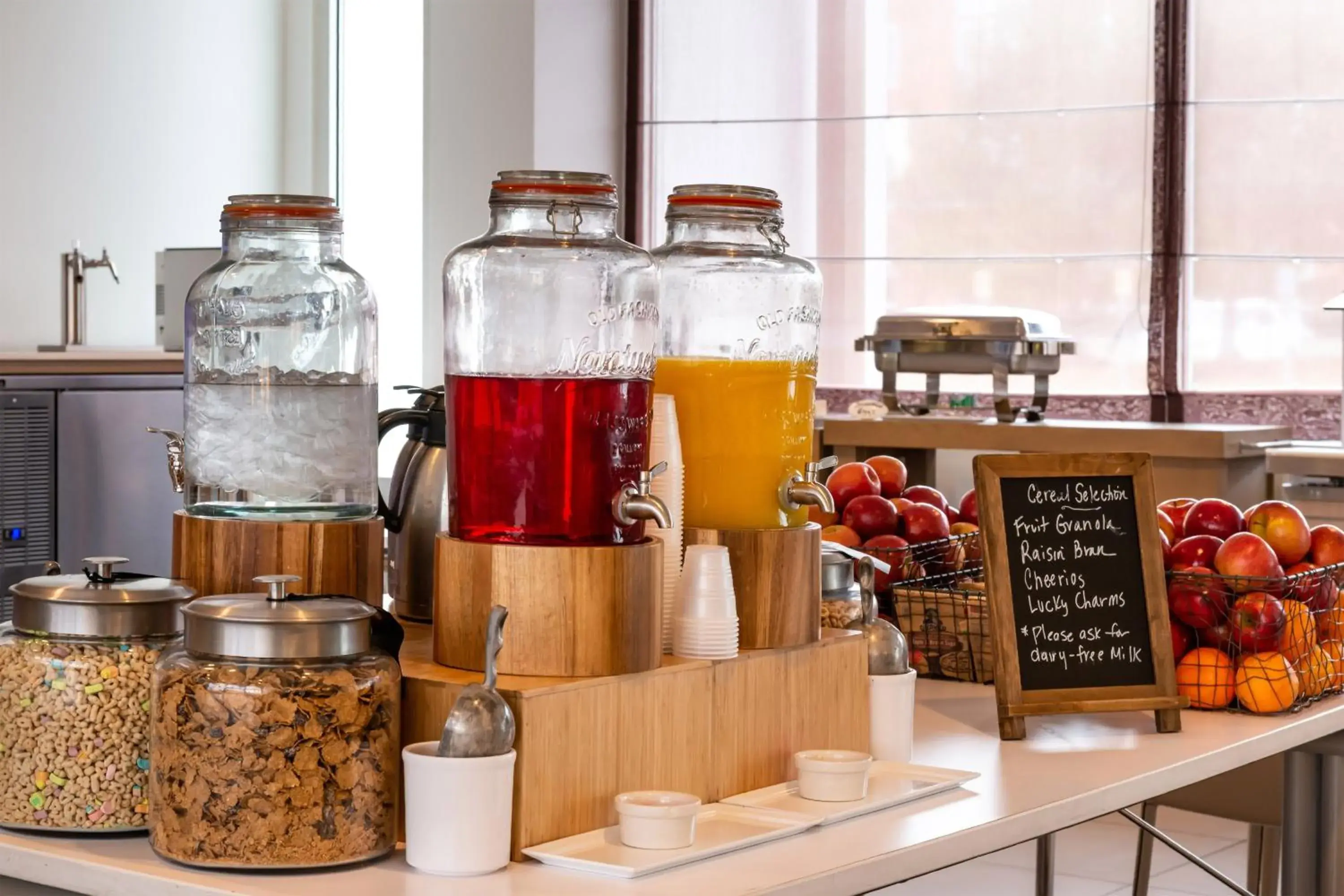 Lounge or bar in Element Lexington Lounge or bar in Element Lexington