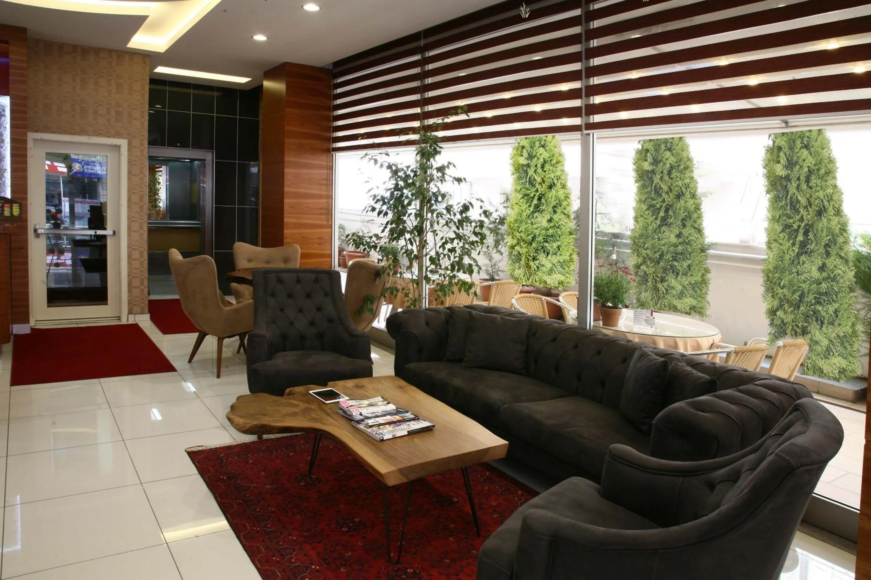 Lobby or reception in Hotel Avcilar City