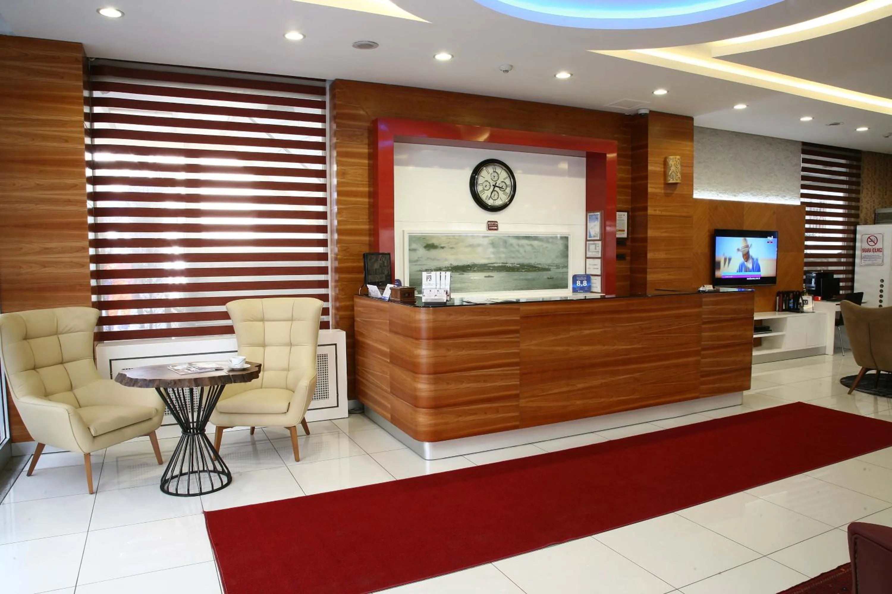 Lobby or reception in Hotel Avcilar City