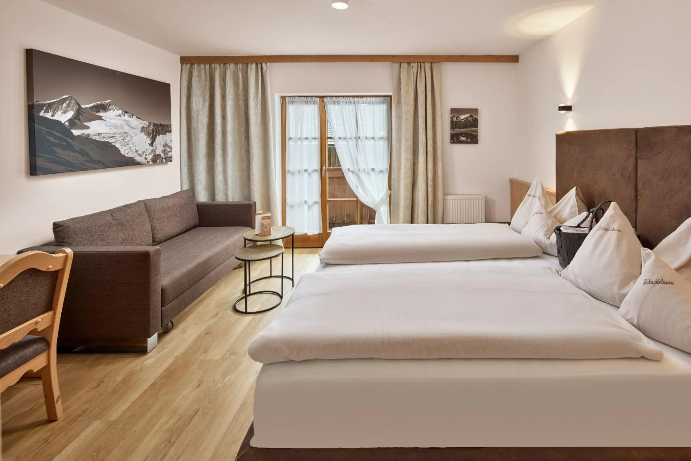 Photo of the whole room, Bed in Habachklause Familien Bauernhof Resort