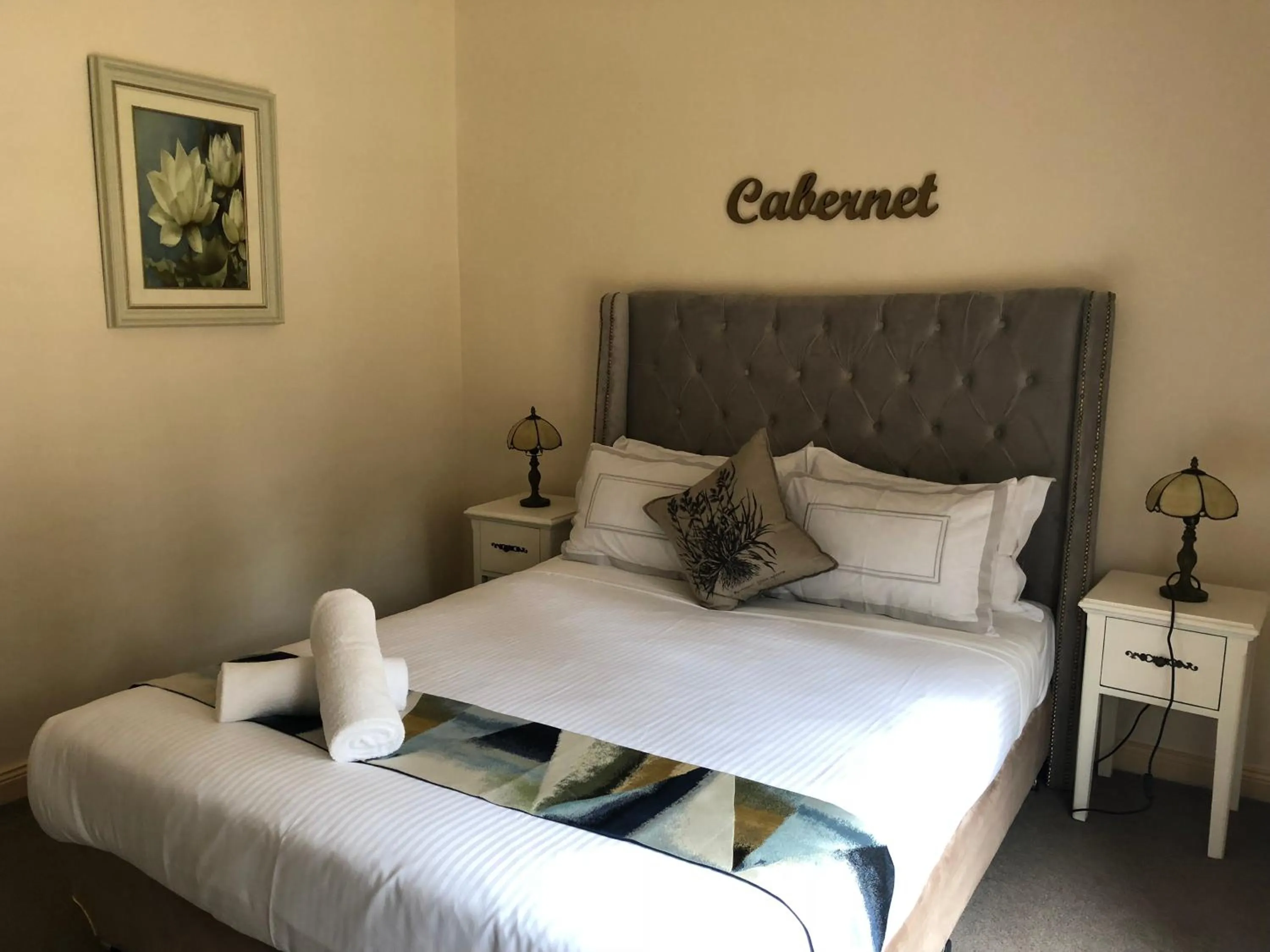 Bed in Villa Provence Estate