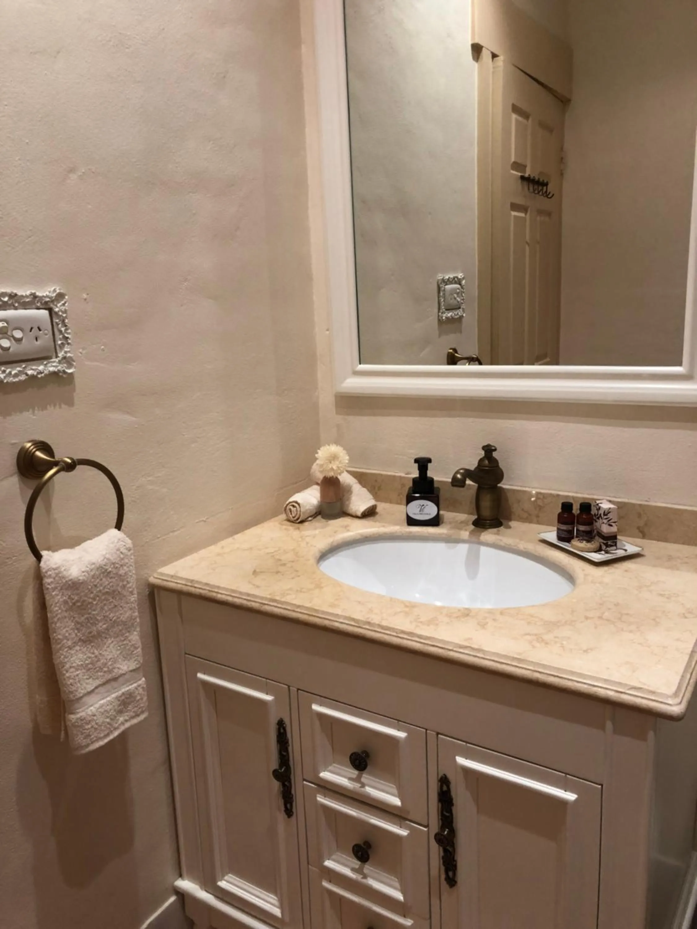 Villa Provence Estate