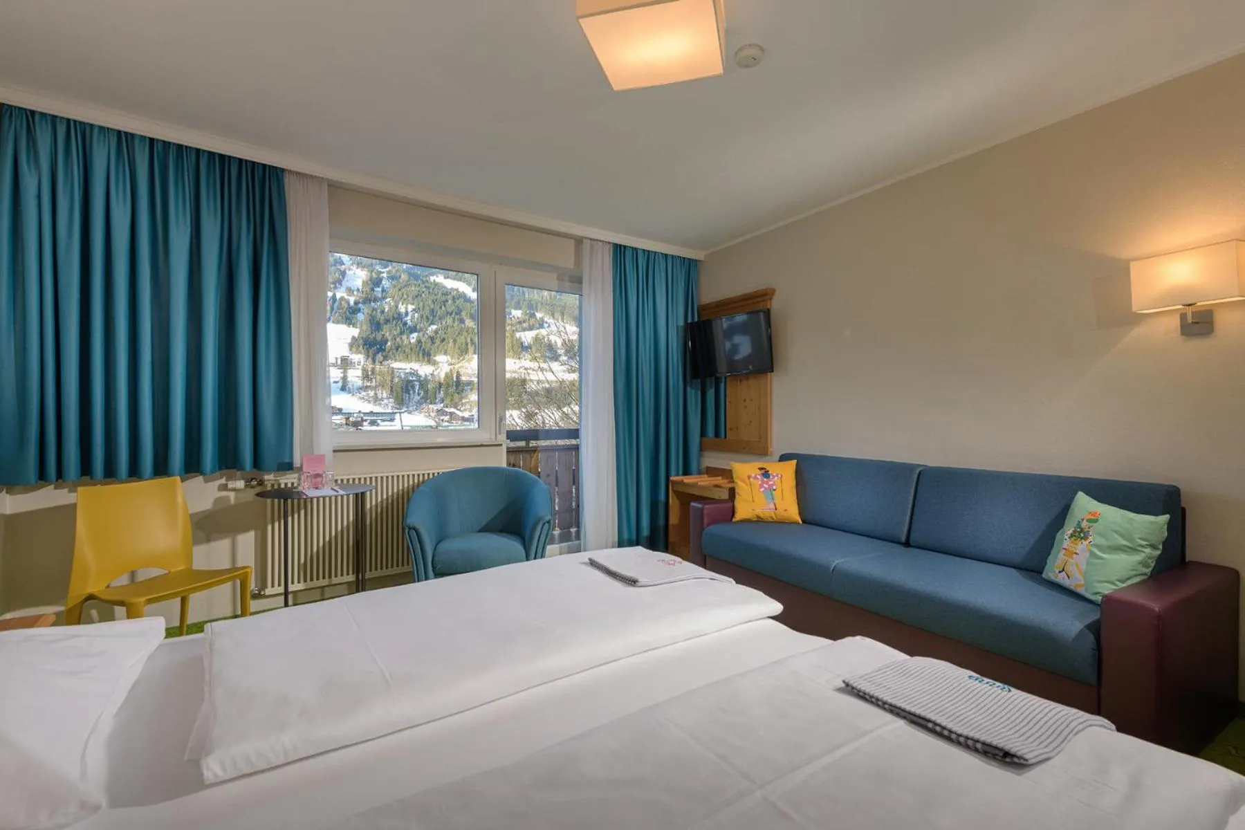 Photo of the whole room, Bed in Hotel Blü Gastein