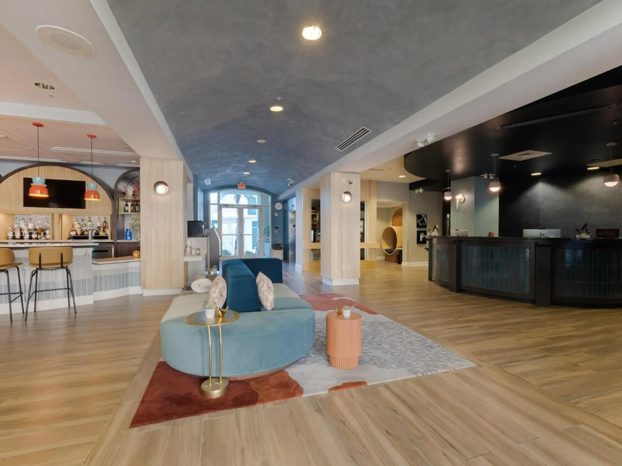 Property building in voco Sarasota by IHG Property building in voco Sarasota by IHG