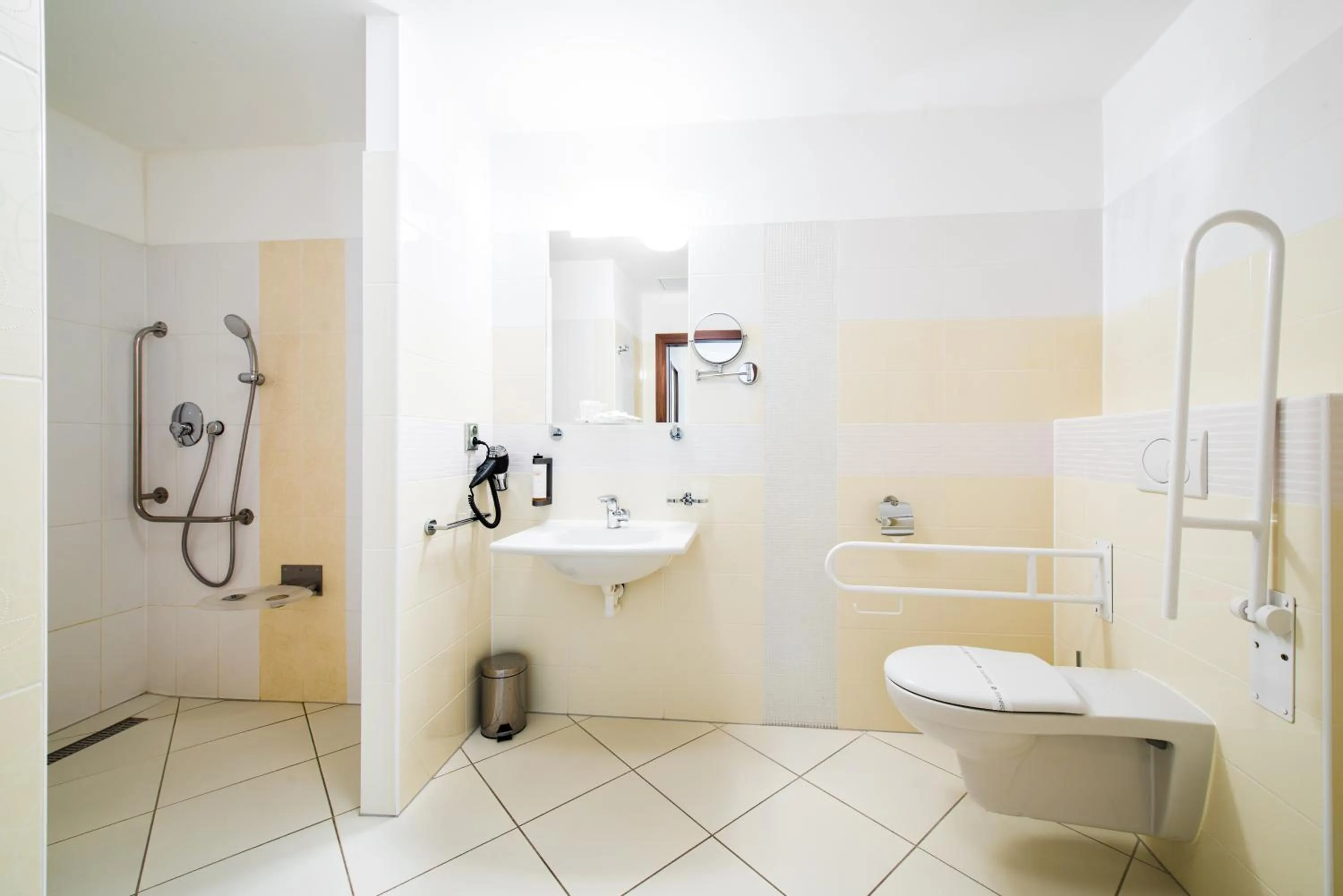 Bathroom in Hotel Mlynska