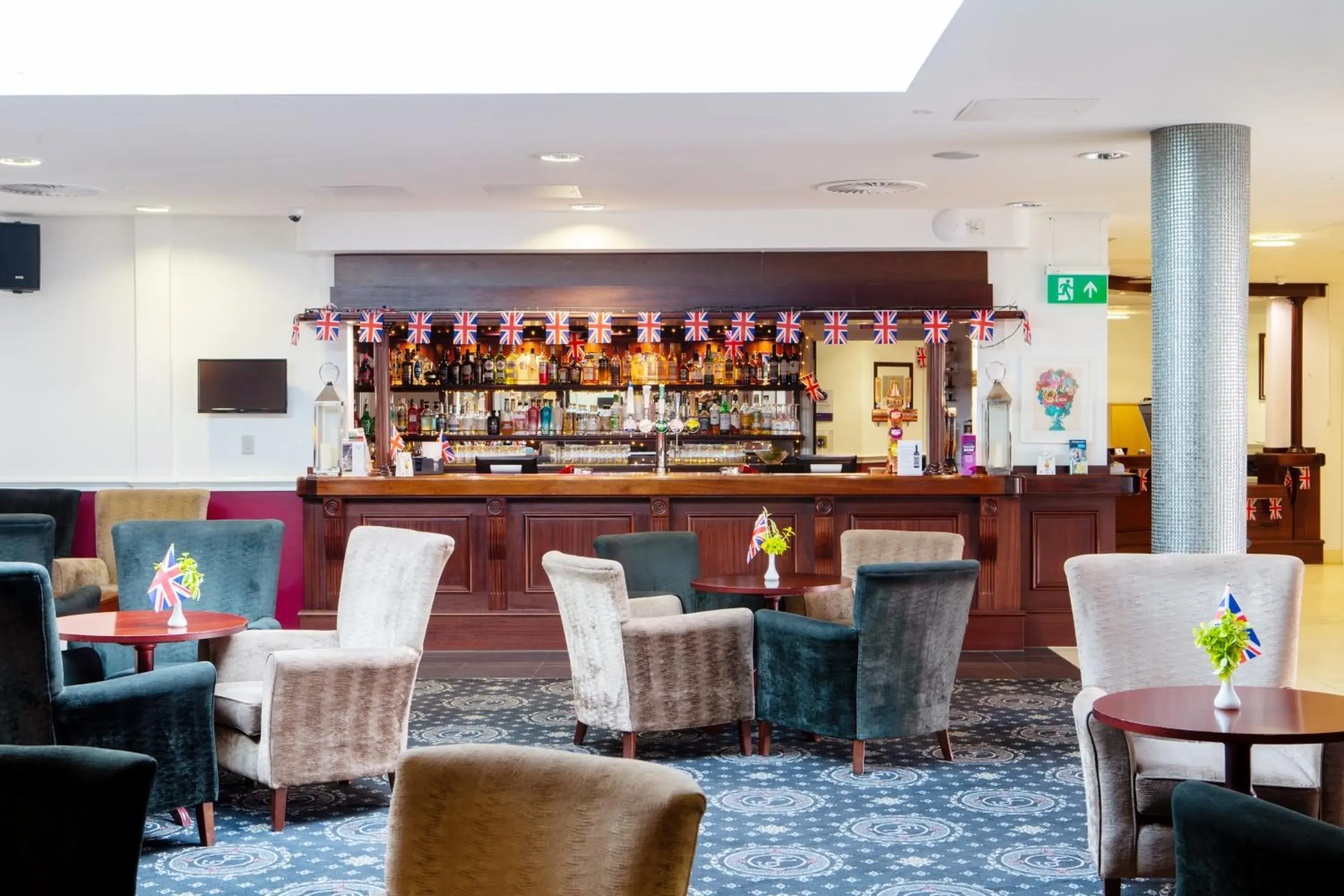 Lounge or bar in George Albert Hotel & Spa Lounge or bar in George Albert Hotel & Spa