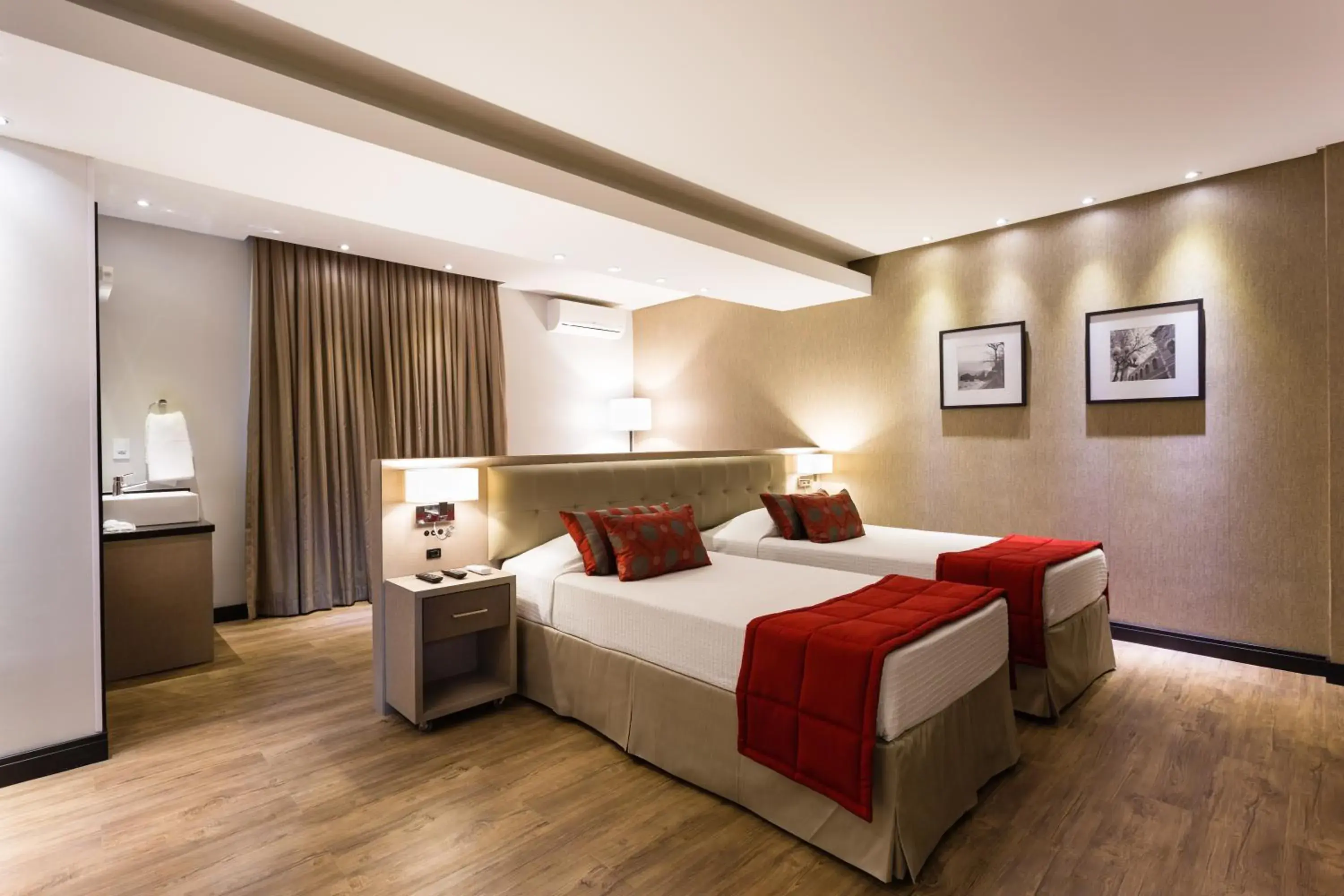 Bed in Faial Prime Suítes Bed in Faial Prime Suítes