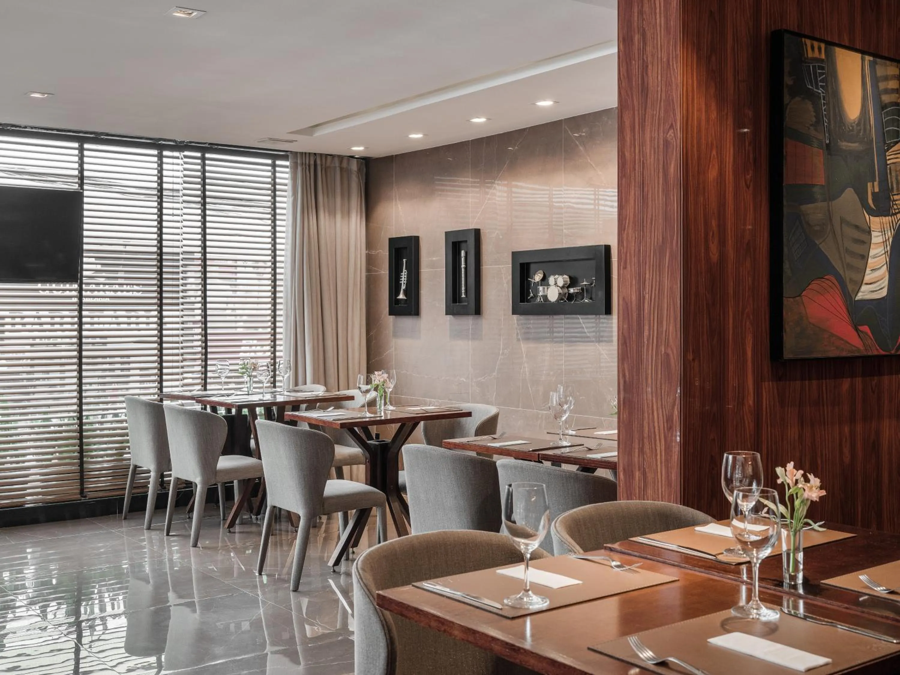 Lounge or bar in Faial Prime Suítes