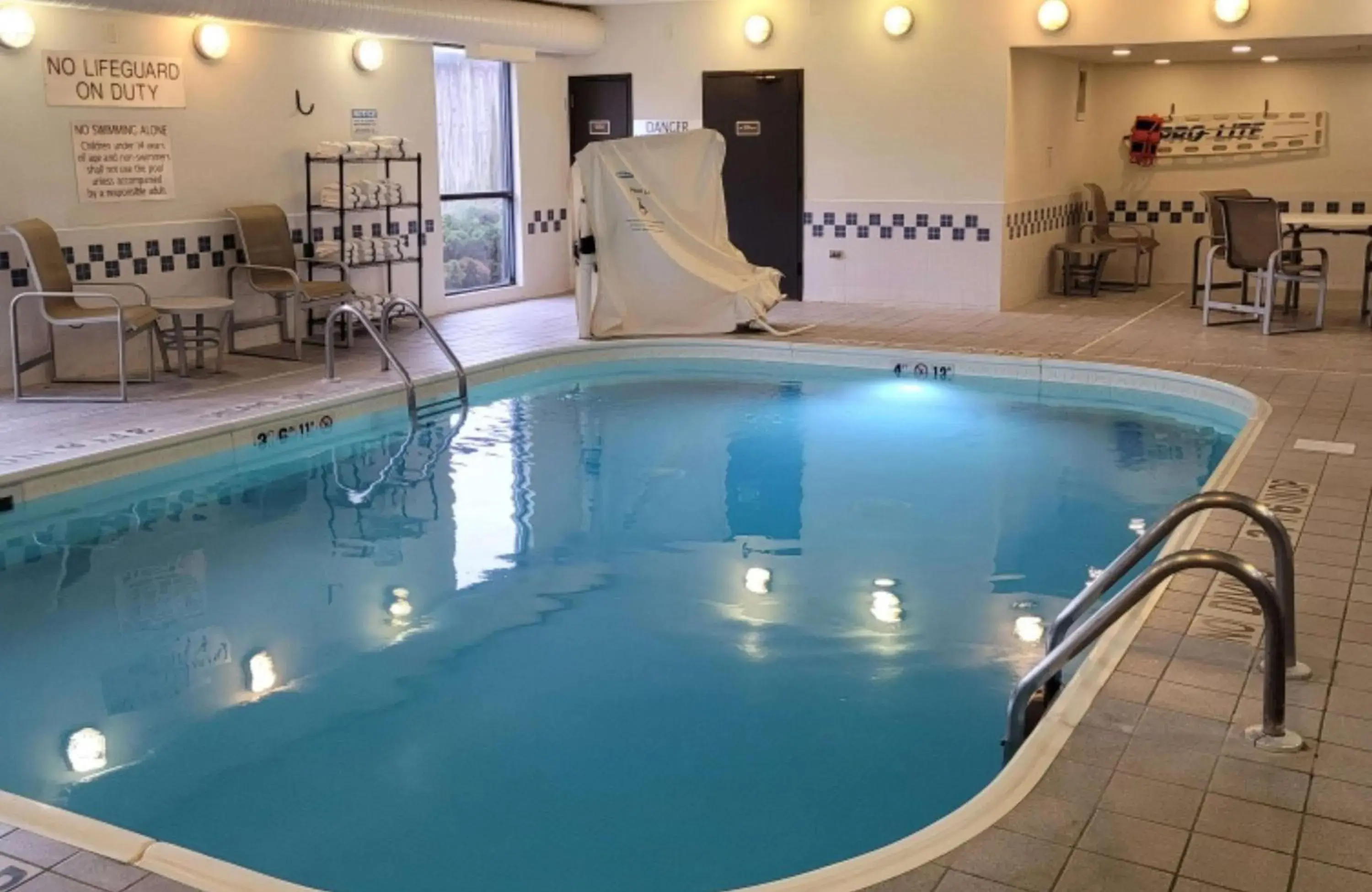 Pool view in Best Western Plus Mishawaka Inn Pool view in Best Western Plus Mishawaka Inn