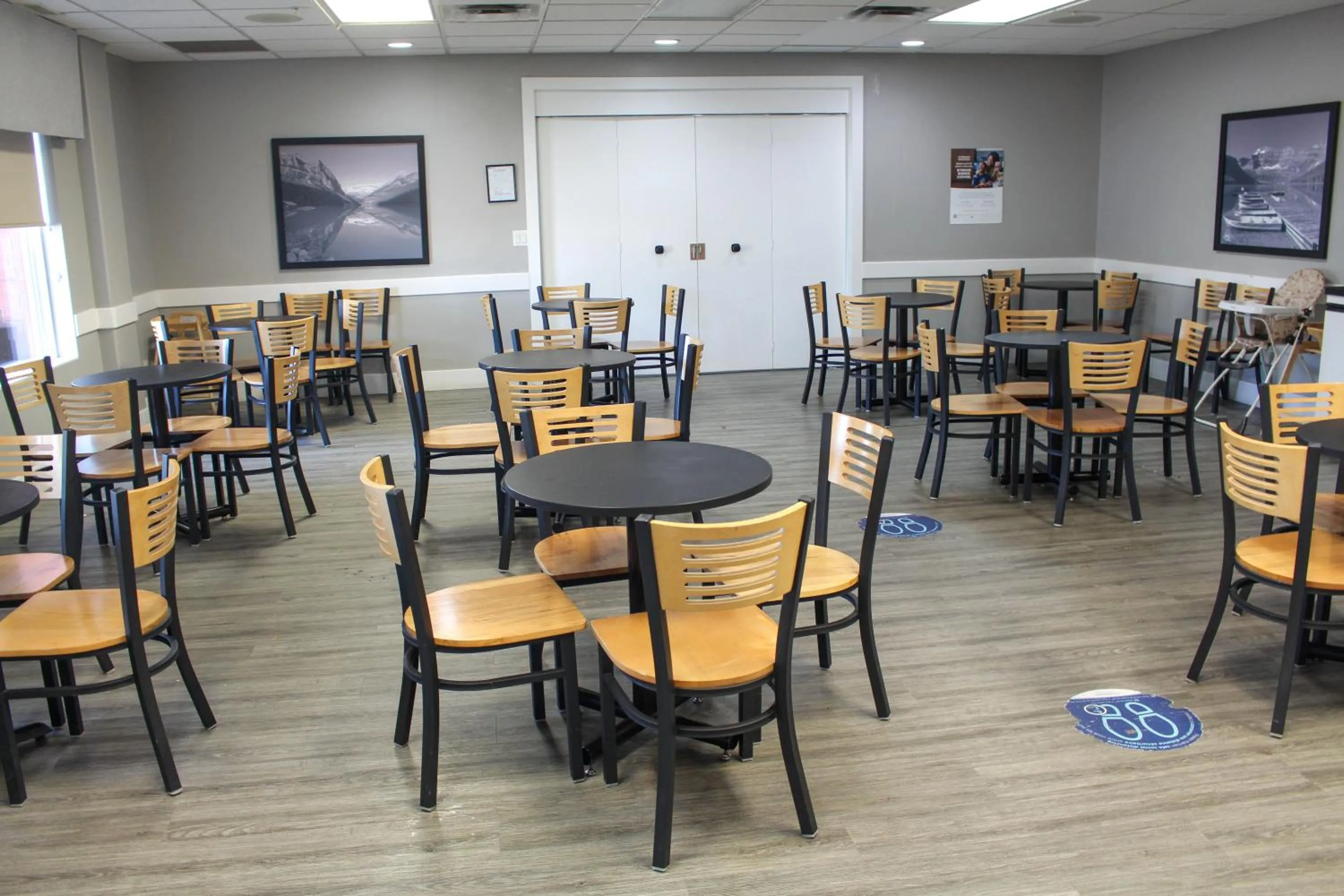 Breakfast in Super 8 by Wyndham Edmonton South