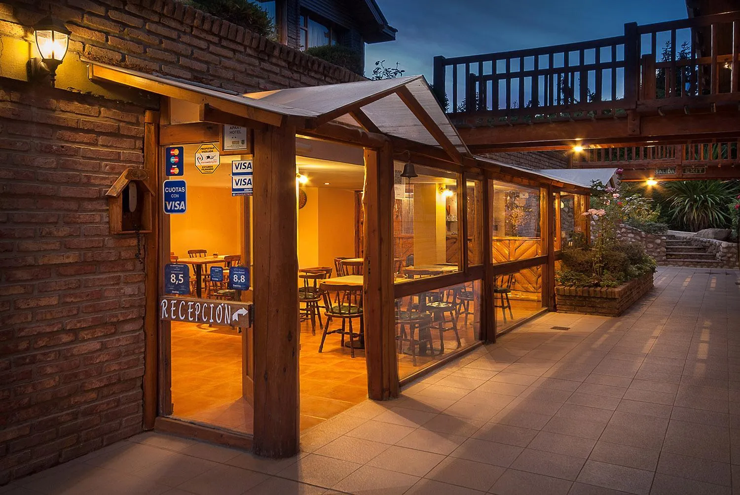 Facade/entrance in Lejano Nahuel