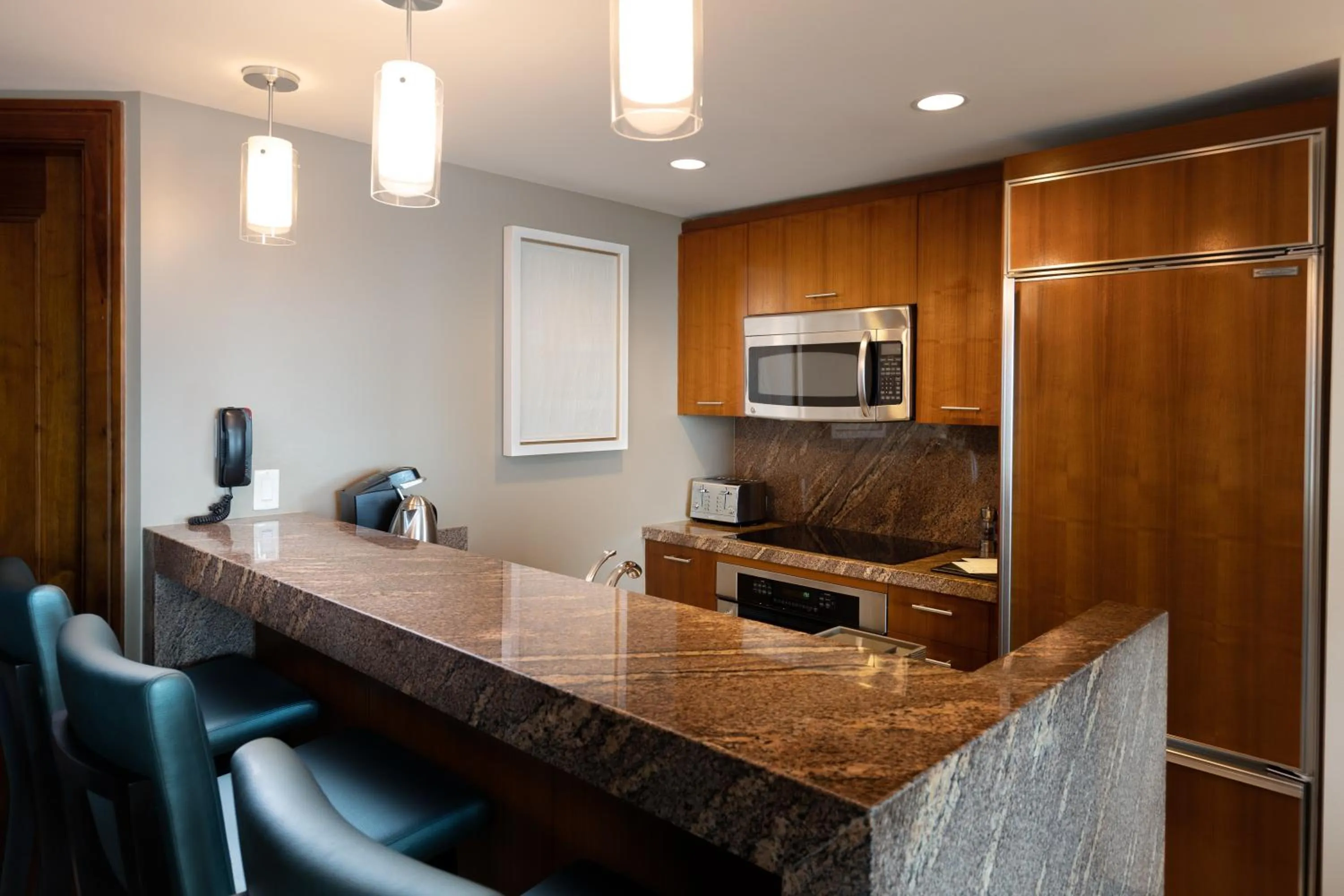 Kitchen or kitchenette in The Reef at Atlantis