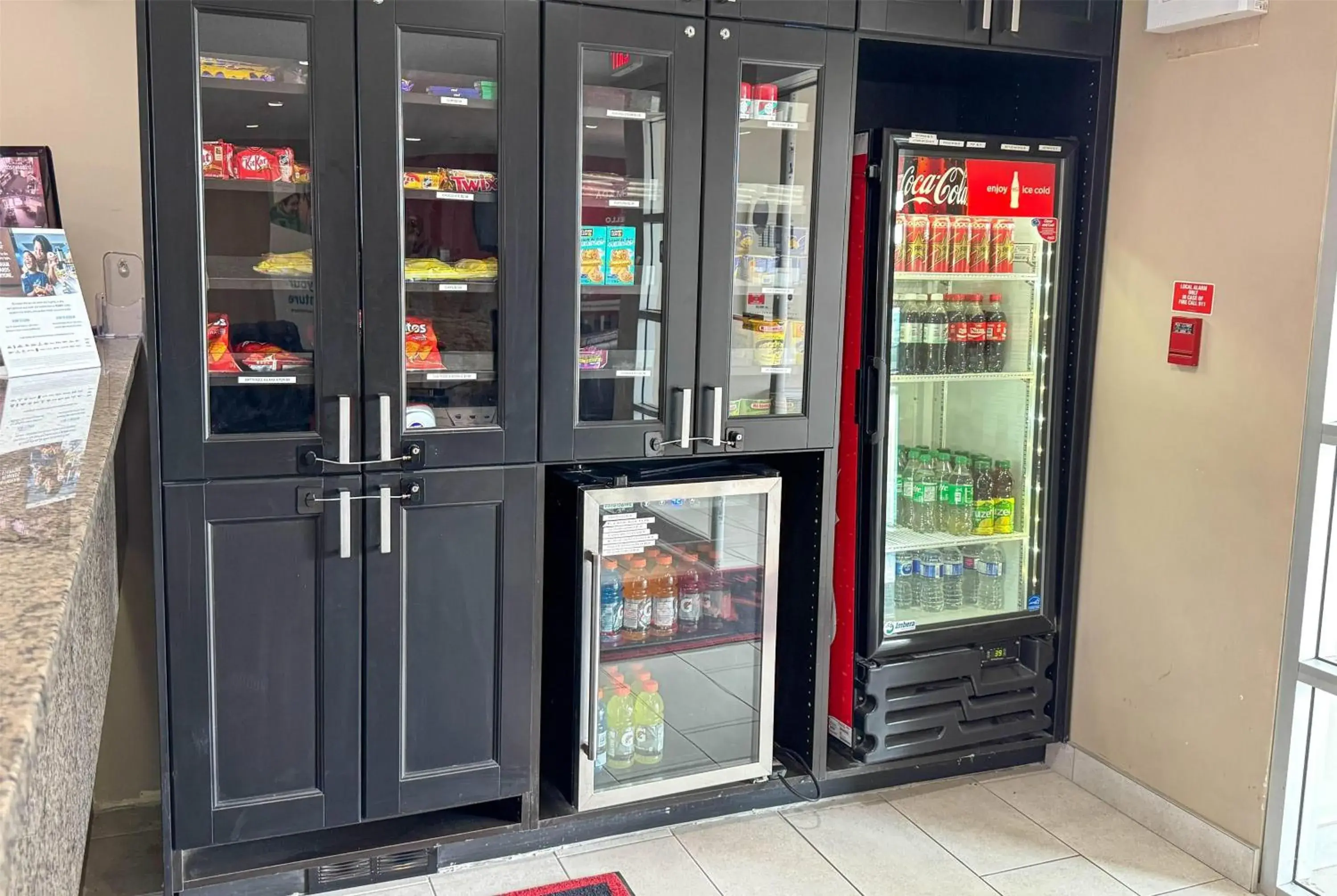 Lobby or reception in Ramada by Wyndham Sherwood Park Lobby or reception in Ramada by Wyndham Sherwood Park