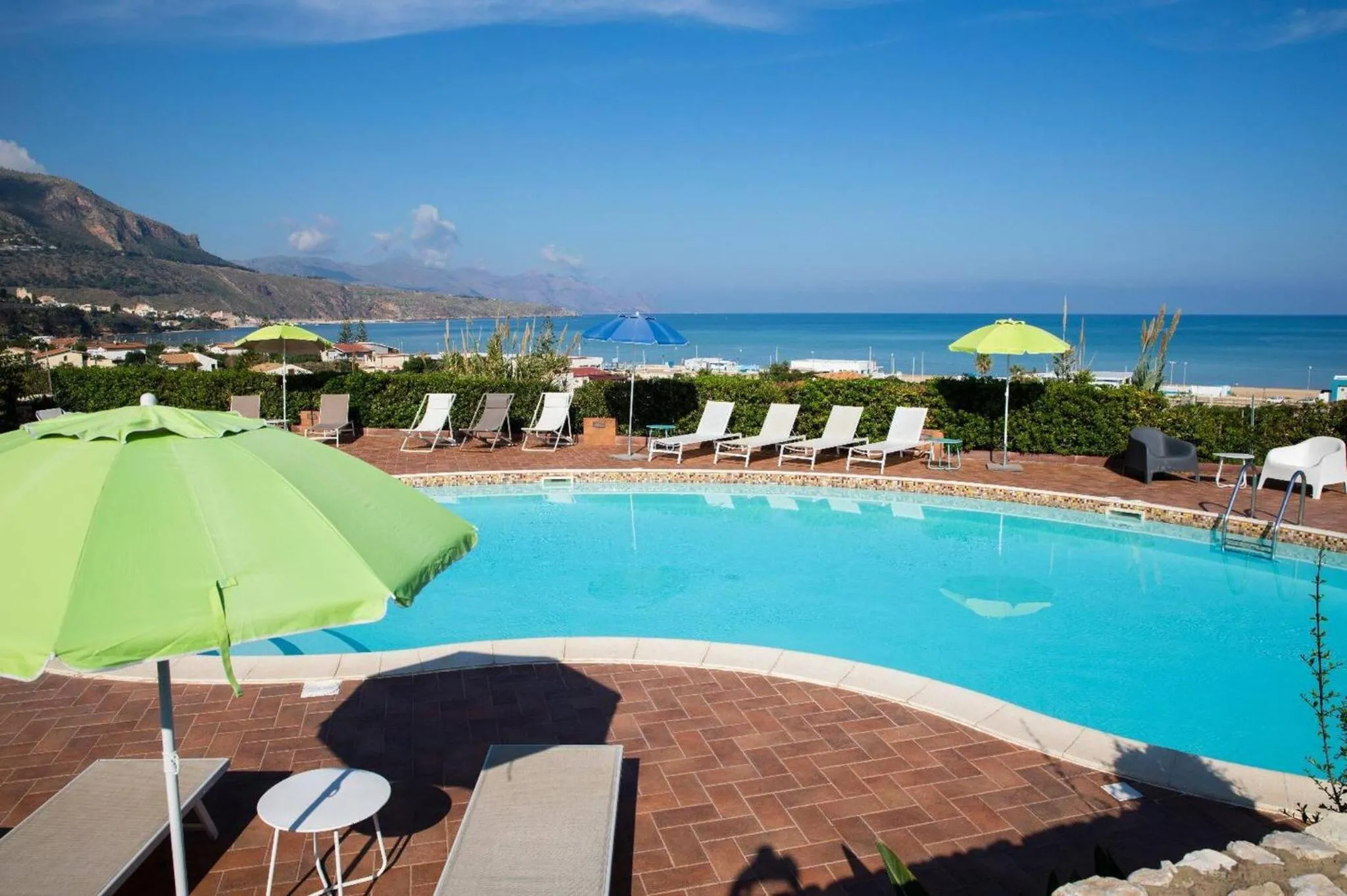 Riva Sea Apartments