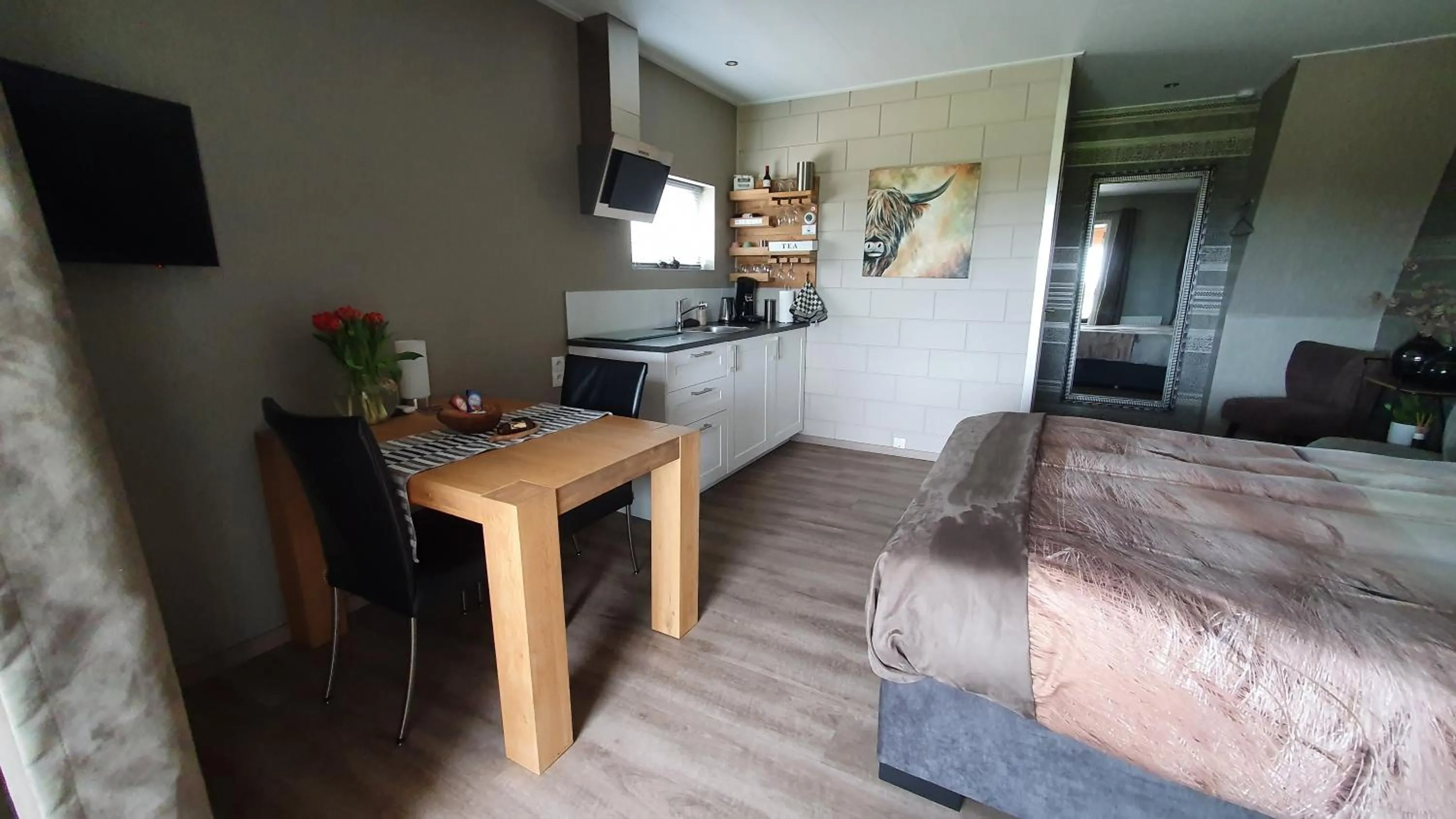 Bed in B&B Hertenhoef, Fluitenberg (Hoogeveen)