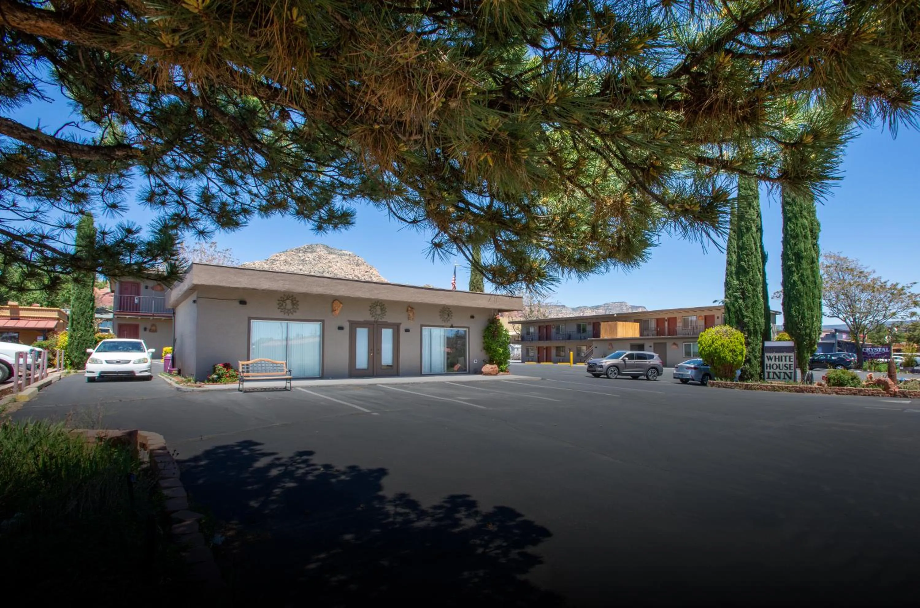 Property building in Dreamcatcher Inn of Sedona