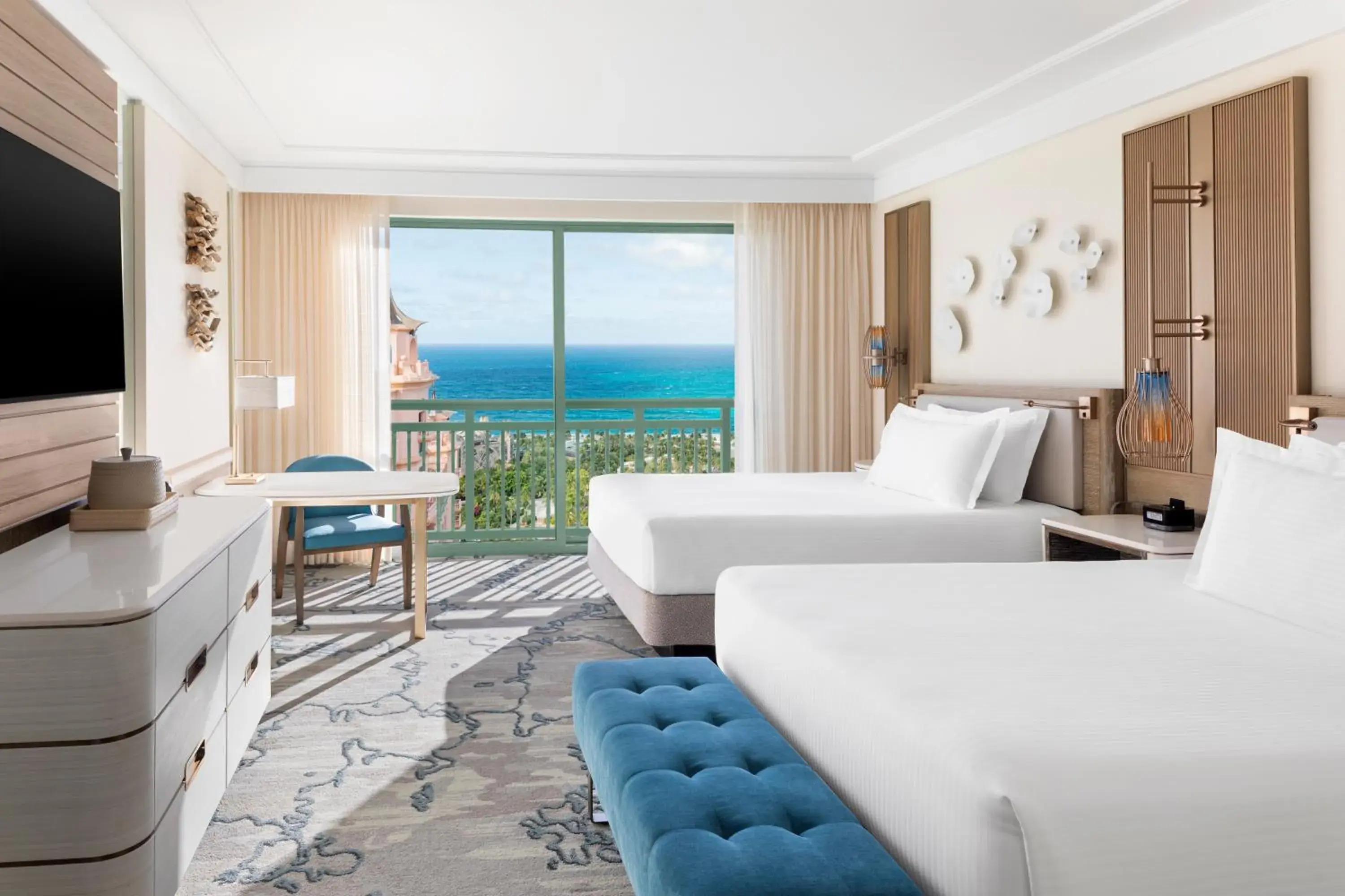 Bedroom in The Royal at Atlantis Bedroom in The Royal at Atlantis