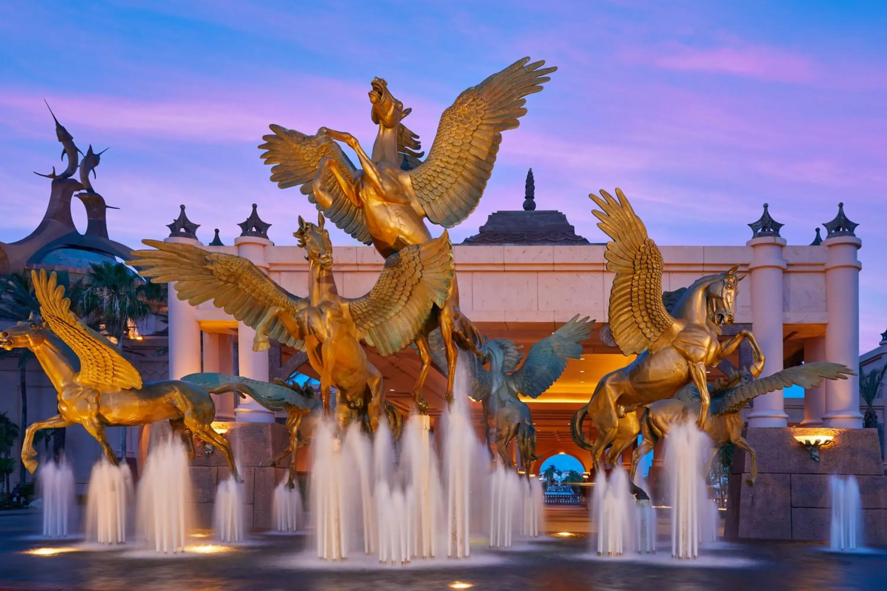 Facade/entrance in The Royal at Atlantis Facade/entrance in The Royal at Atlantis