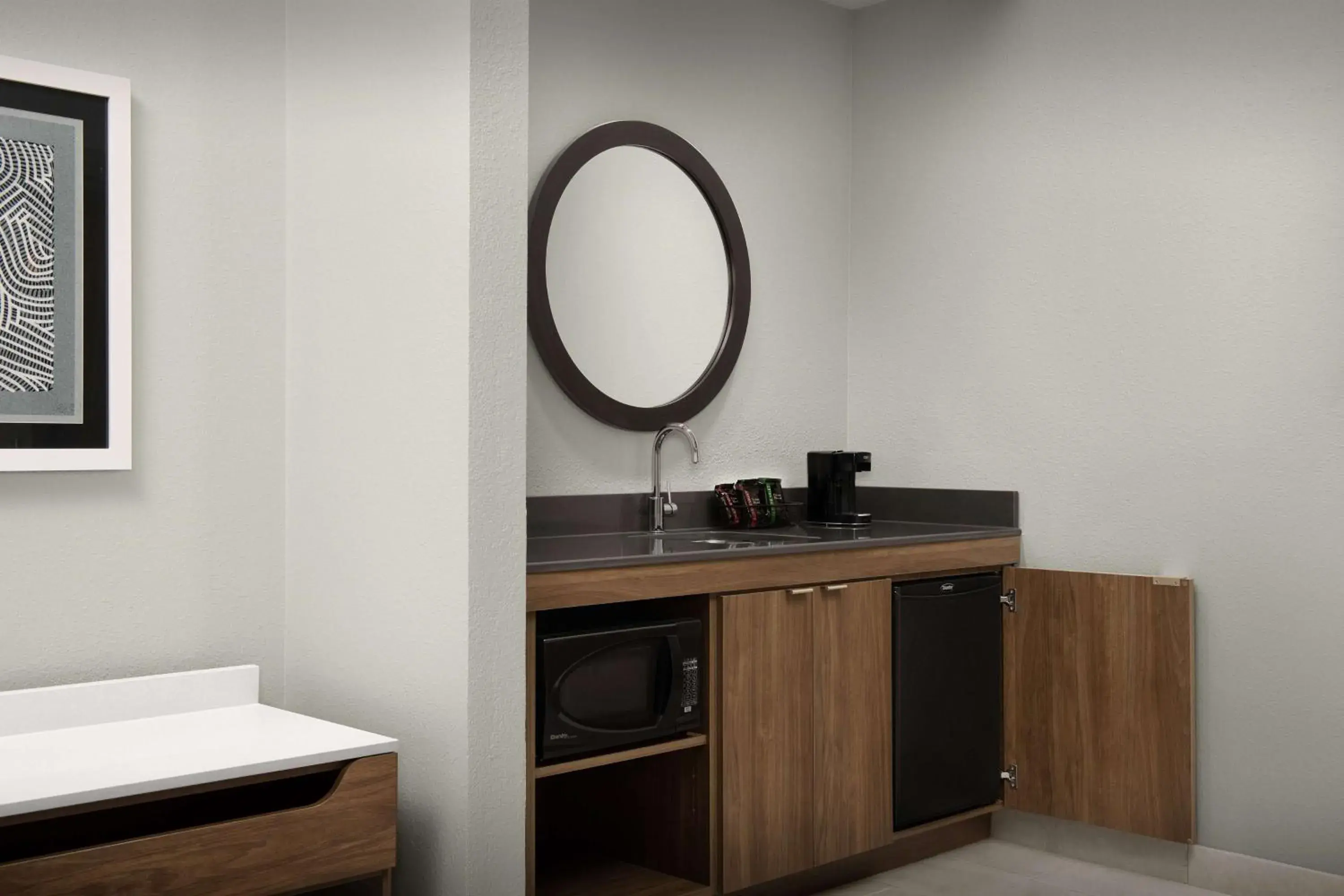 King Studio Suite - Non-Smoking in Hampton Inn & Suites Paso Robles King Studio Suite - Non-Smoking in Hampton Inn & Suites Paso Robles