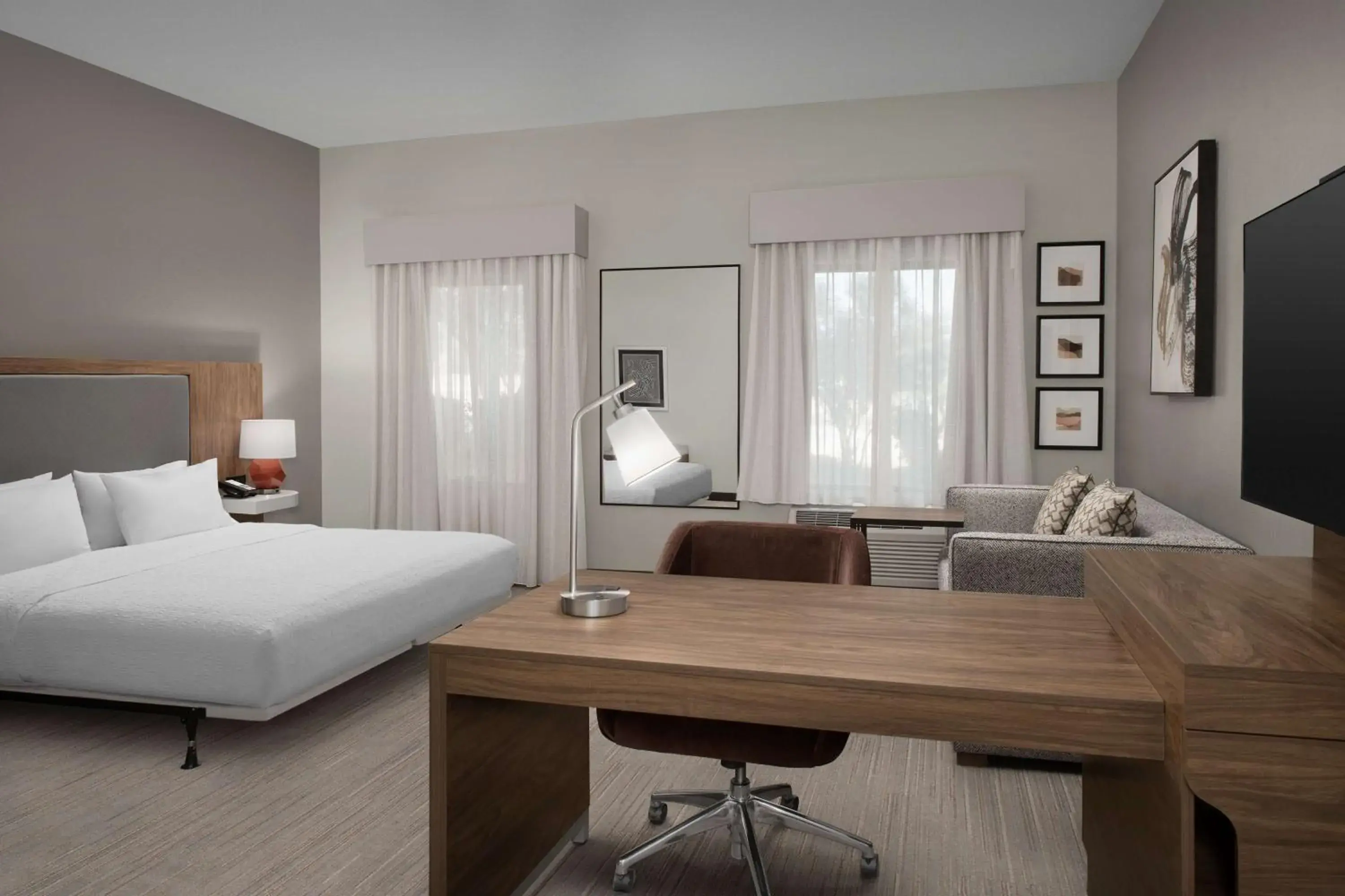 Bedroom, Bed in Hampton Inn & Suites Paso Robles Bedroom, Bed in Hampton Inn & Suites Paso Robles