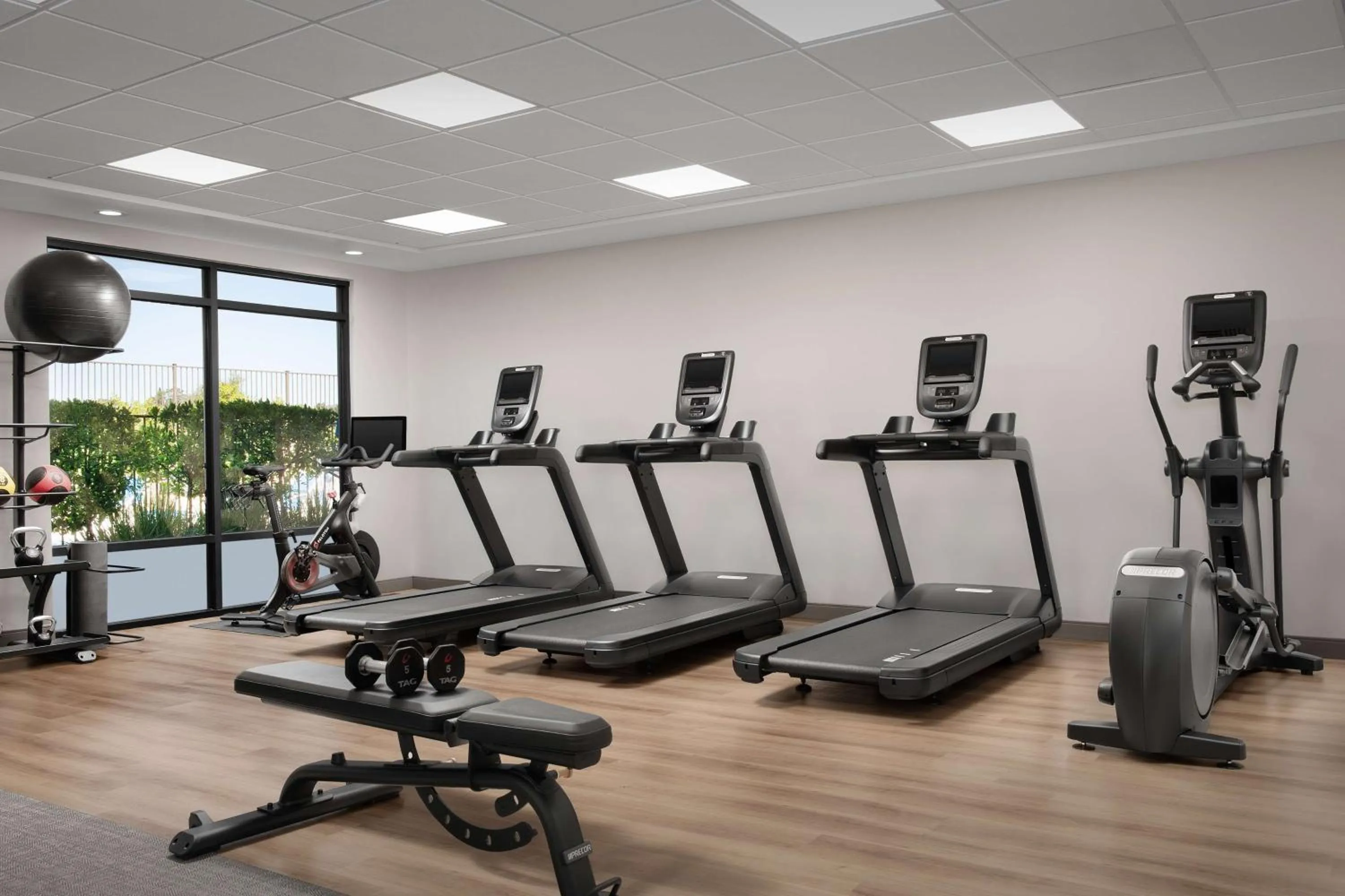 Fitness centre/facilities in Hampton Inn & Suites Paso Robles
