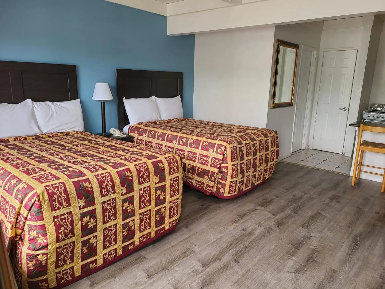 Bed in All Seasons Lodge