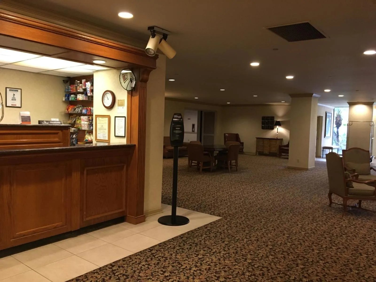 Lobby or reception in Piccadilly Inn Airport